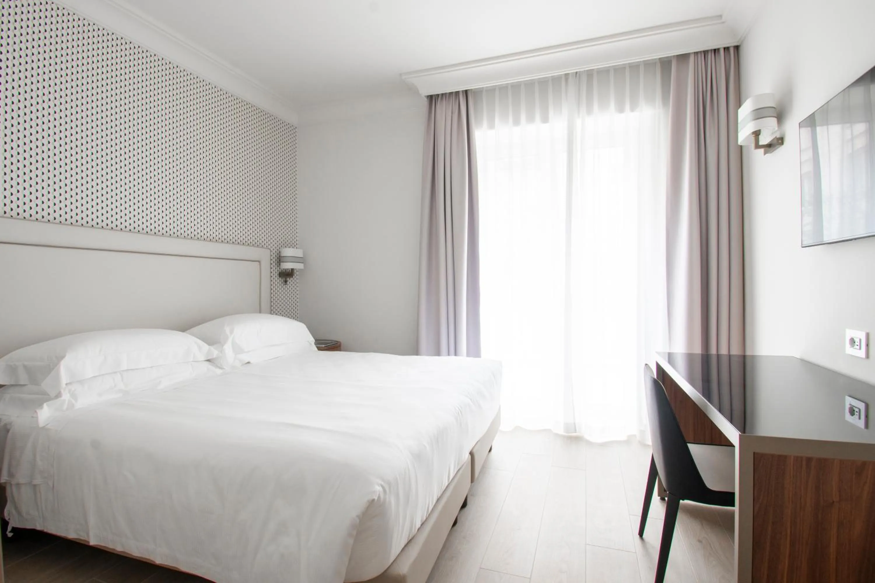 Bedroom, Bed in Hotel Excelsior San Marco