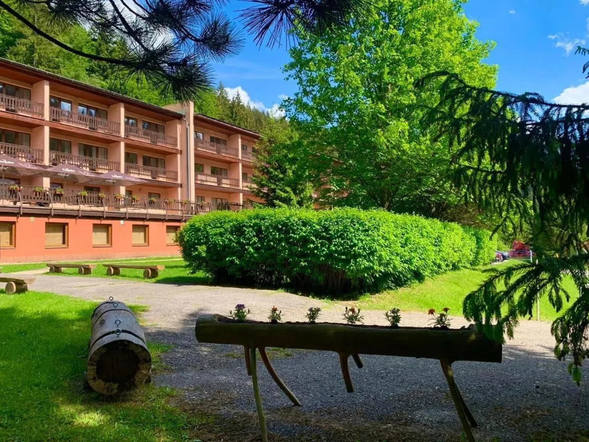 Property building in Horský Hotel Podjavorník