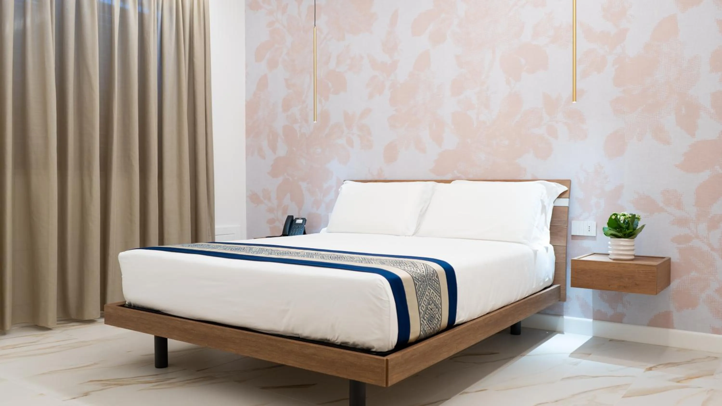 Photo of the whole room, Bed in Hotel Diana