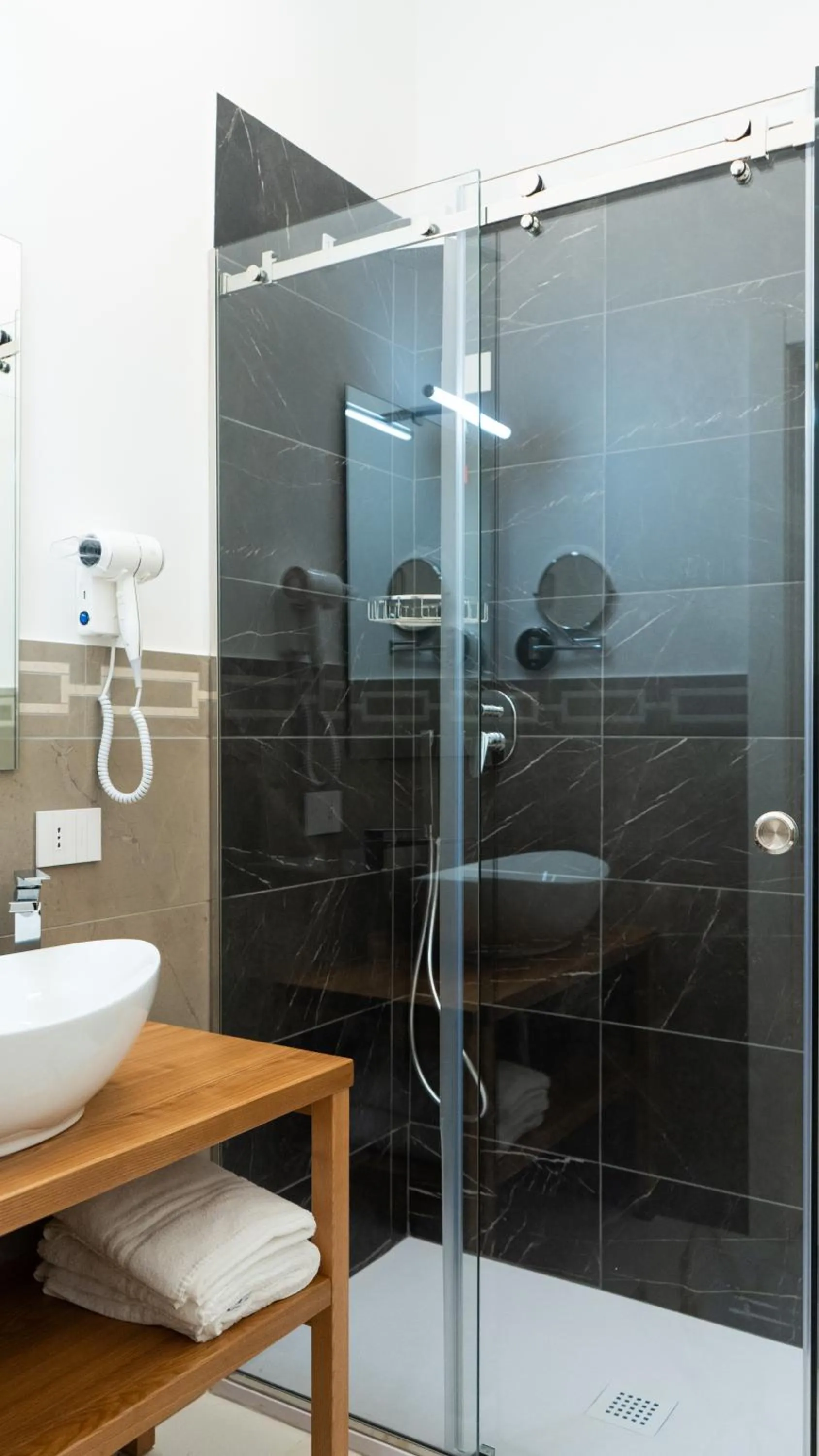 Bathroom in Hotel Diana