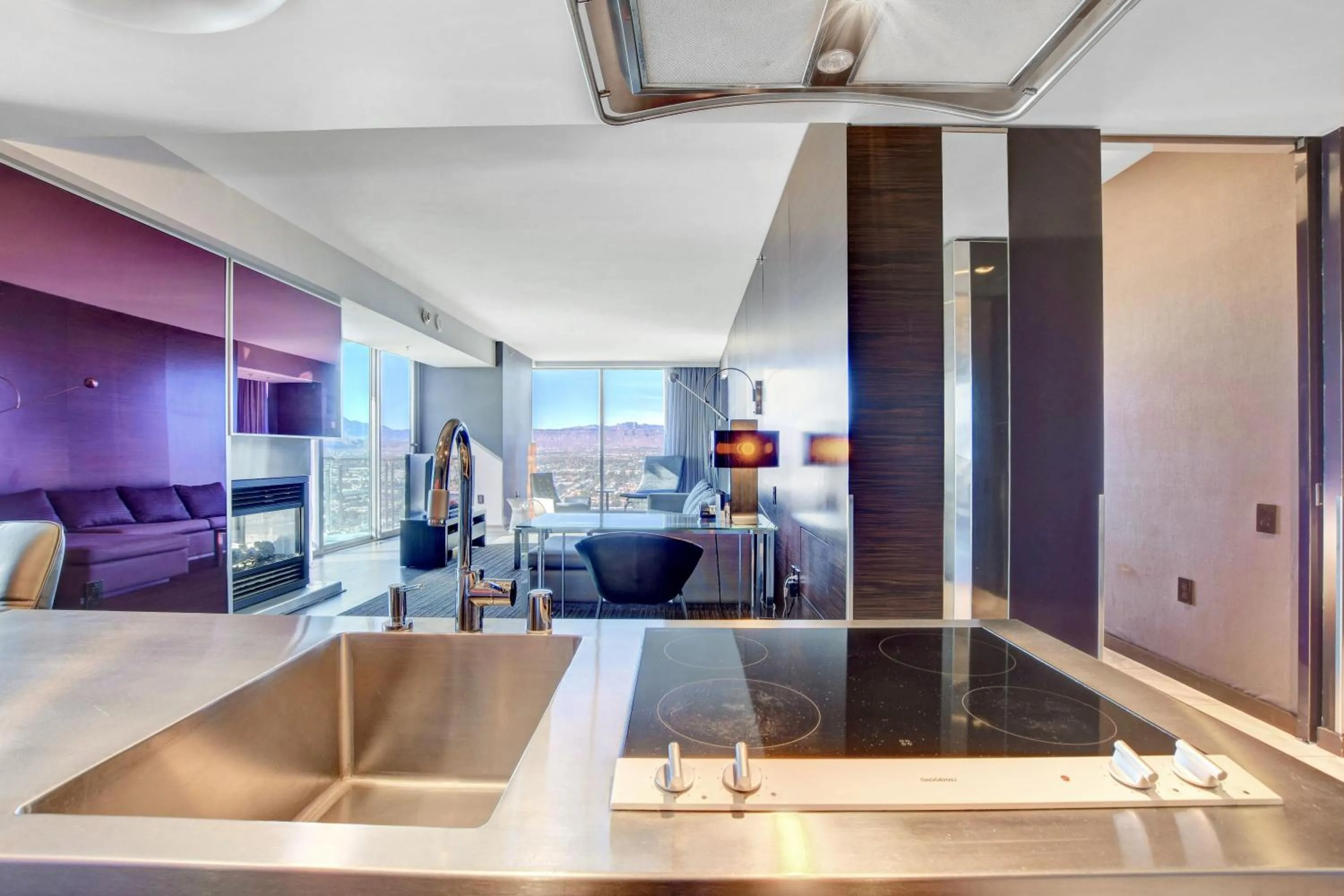 Kitchen or kitchenette in Private Luxury Panoramic Suite at Palms Place