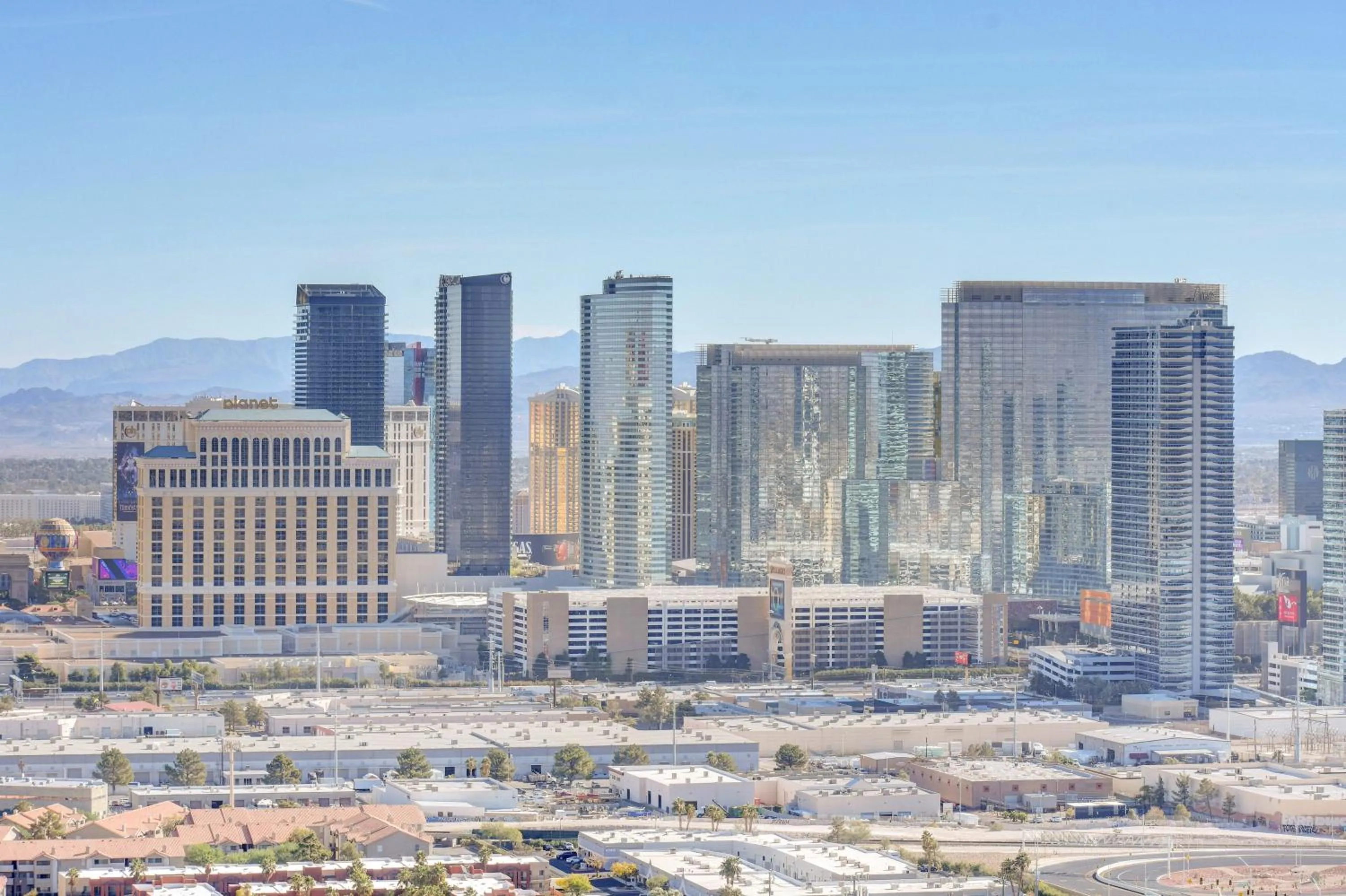 Private Luxury Panoramic Suite at Palms Place