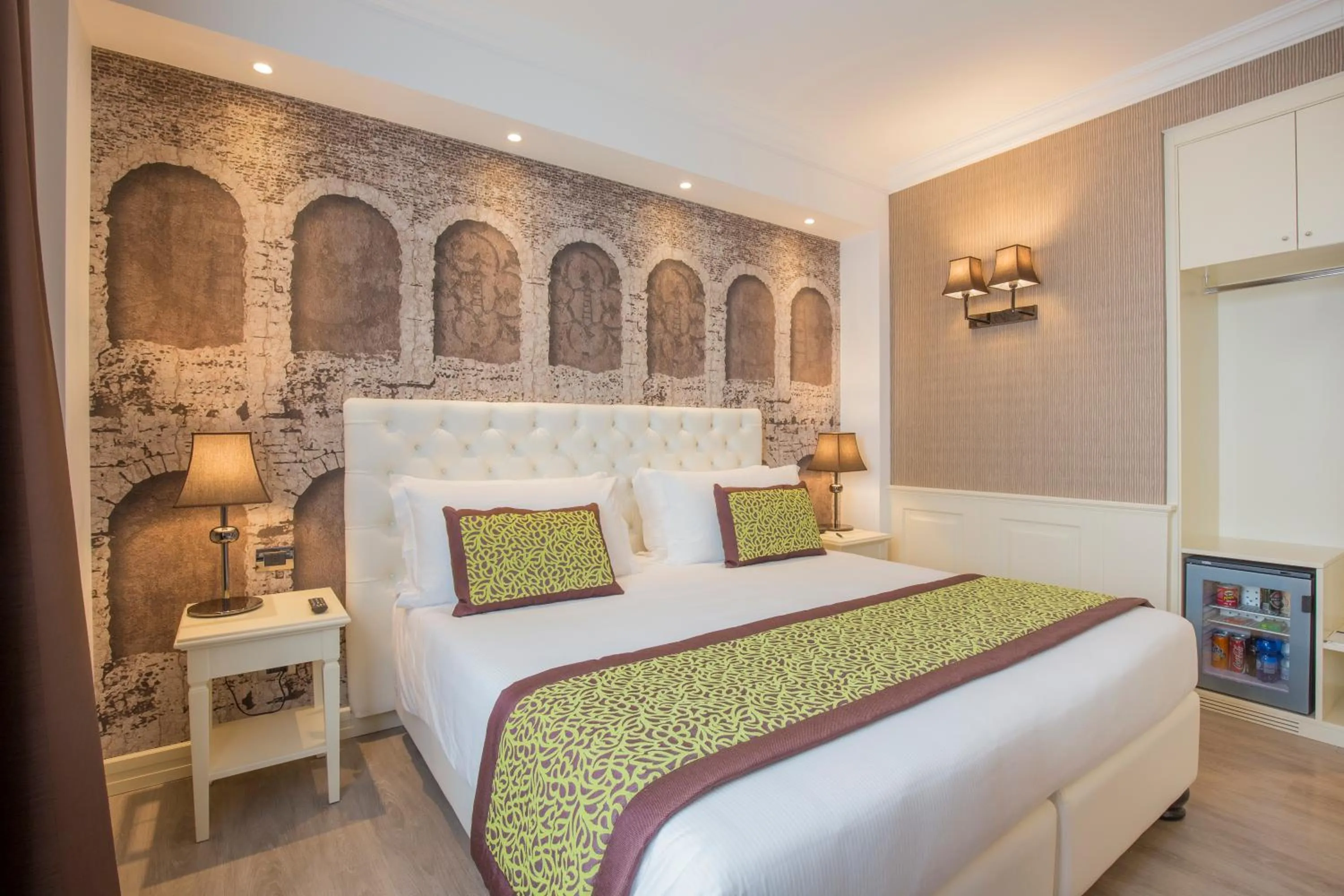 Photo of the whole room, Bed in Hotel San Pietro