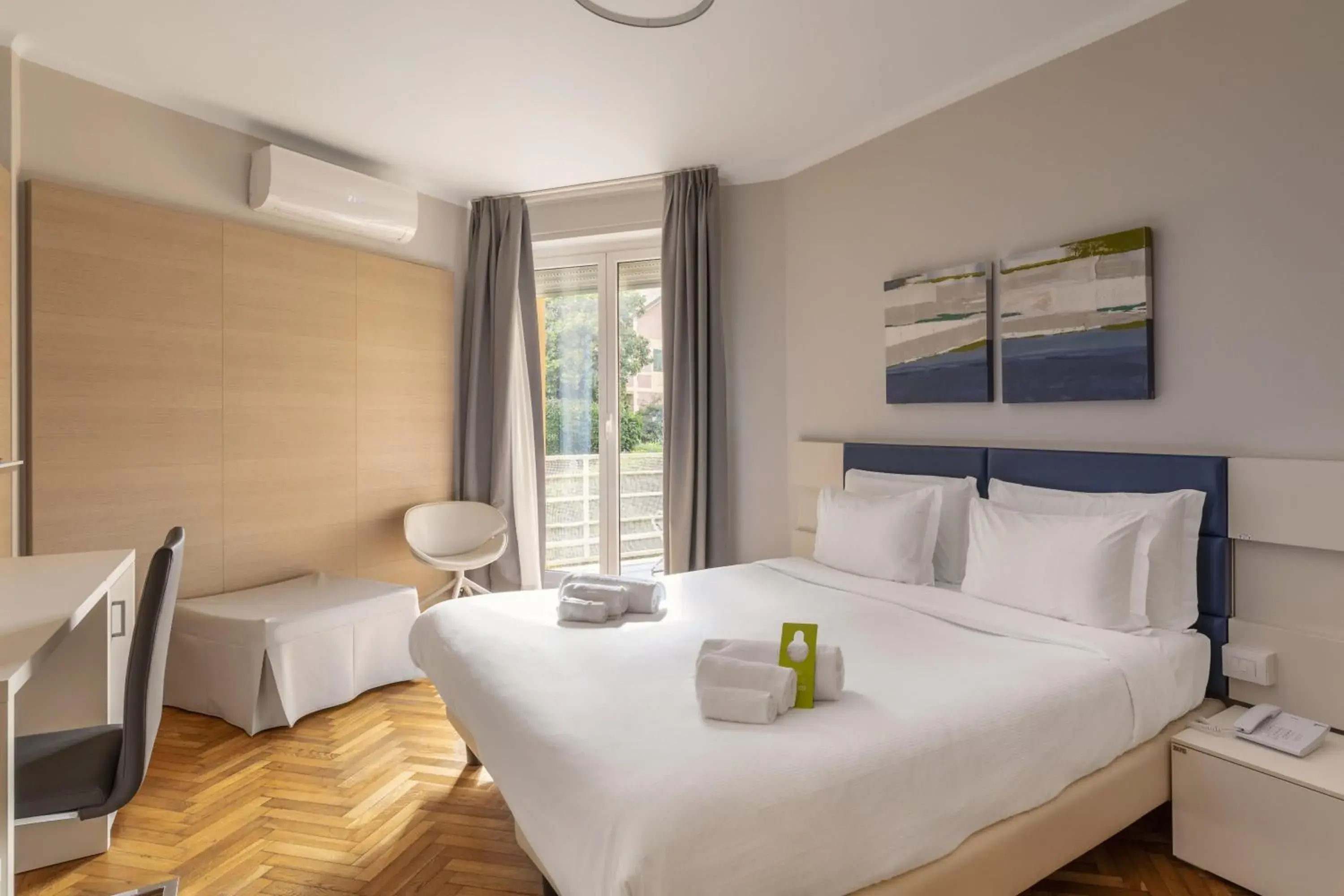 Superior Double or Twin Room in B&B Hotels Park Hotel Suisse Santa Margherita Ligure Superior Double or Twin Room in B&B Hotels Park Hotel Suisse Santa Margherita Ligure