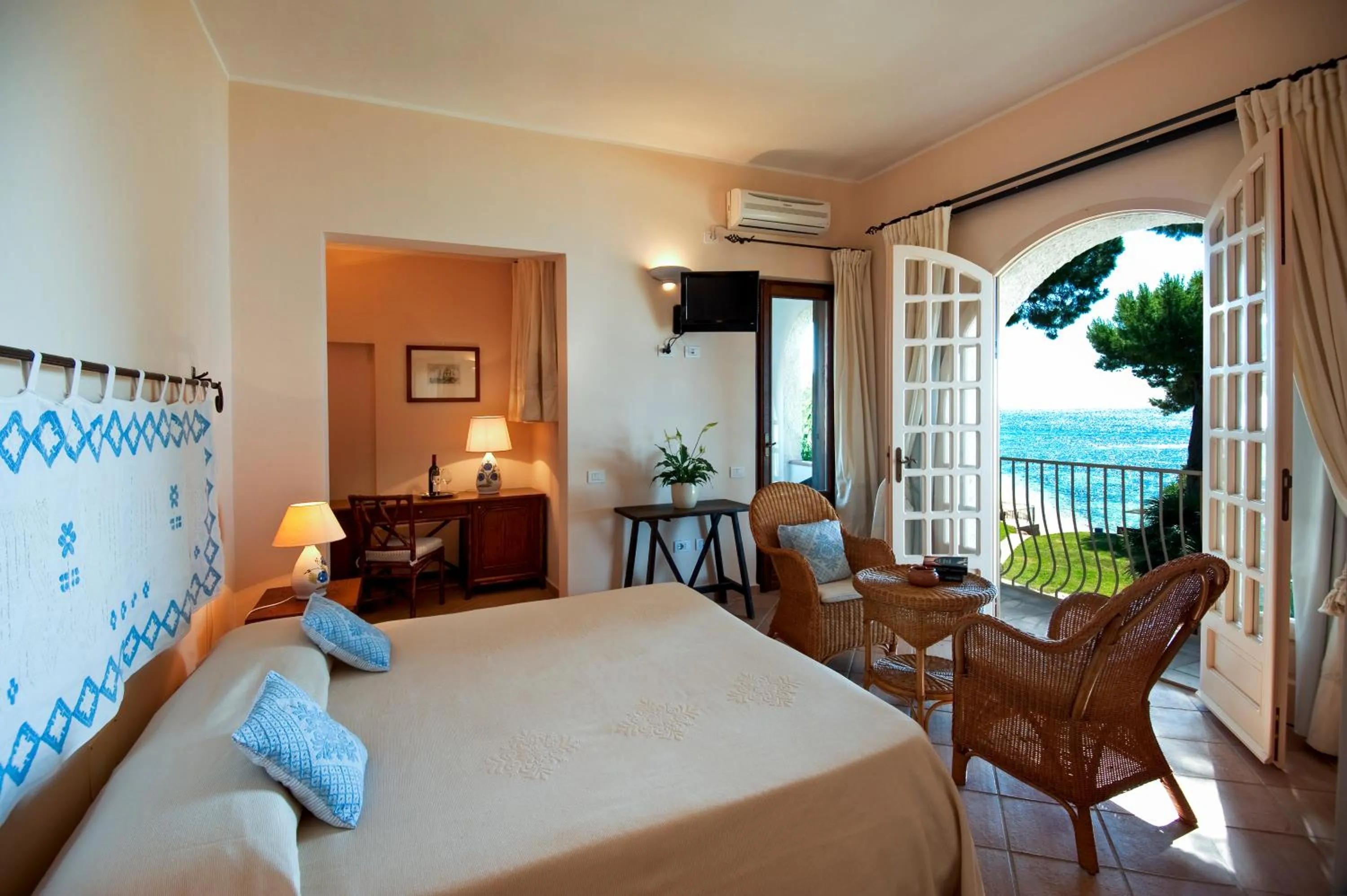 Bedroom in Luna Sardinia