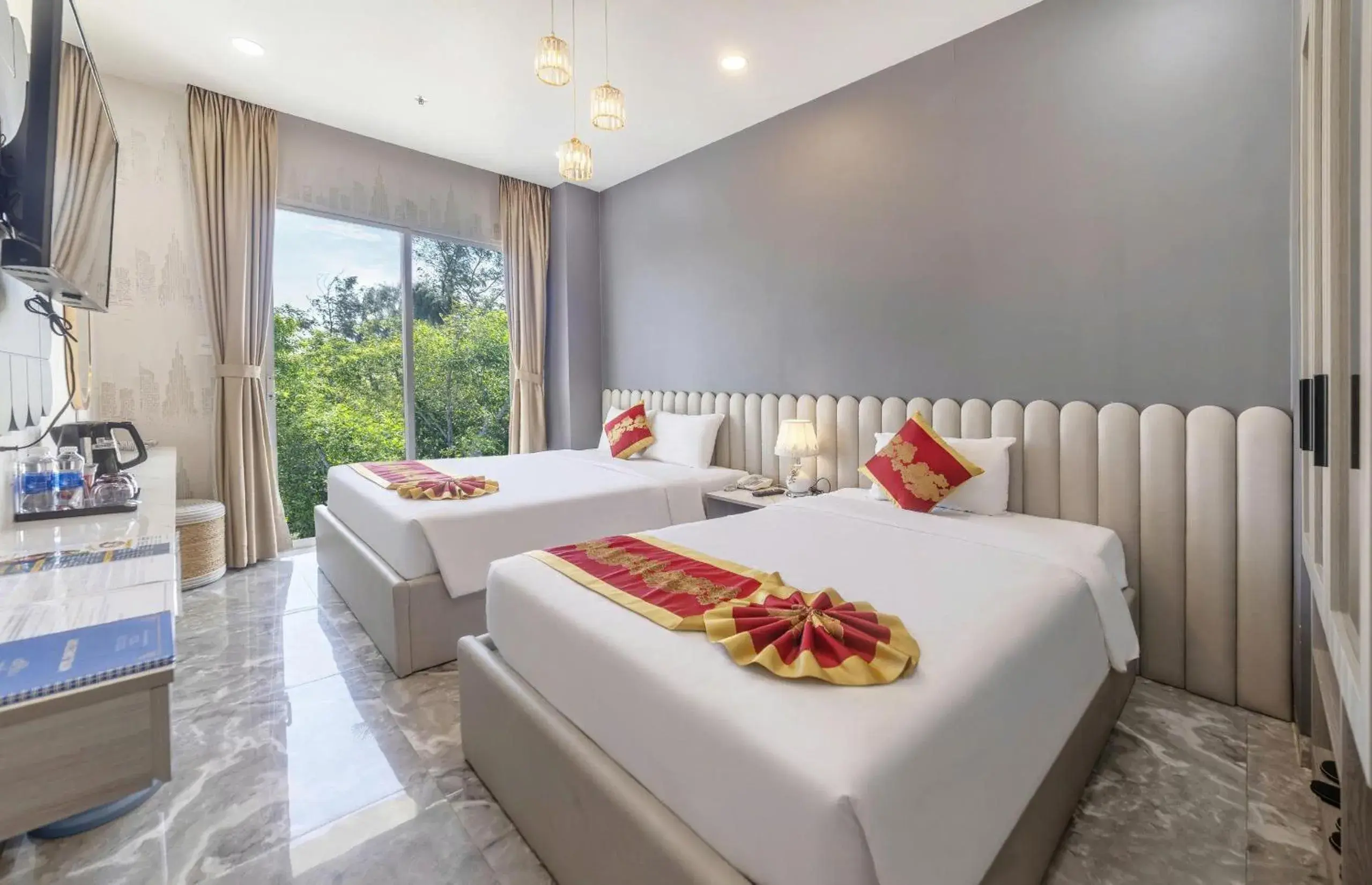 Deluxe Twin Room in Tiffany Hotel & Restaurant Deluxe Twin Room in Tiffany Hotel & Restaurant