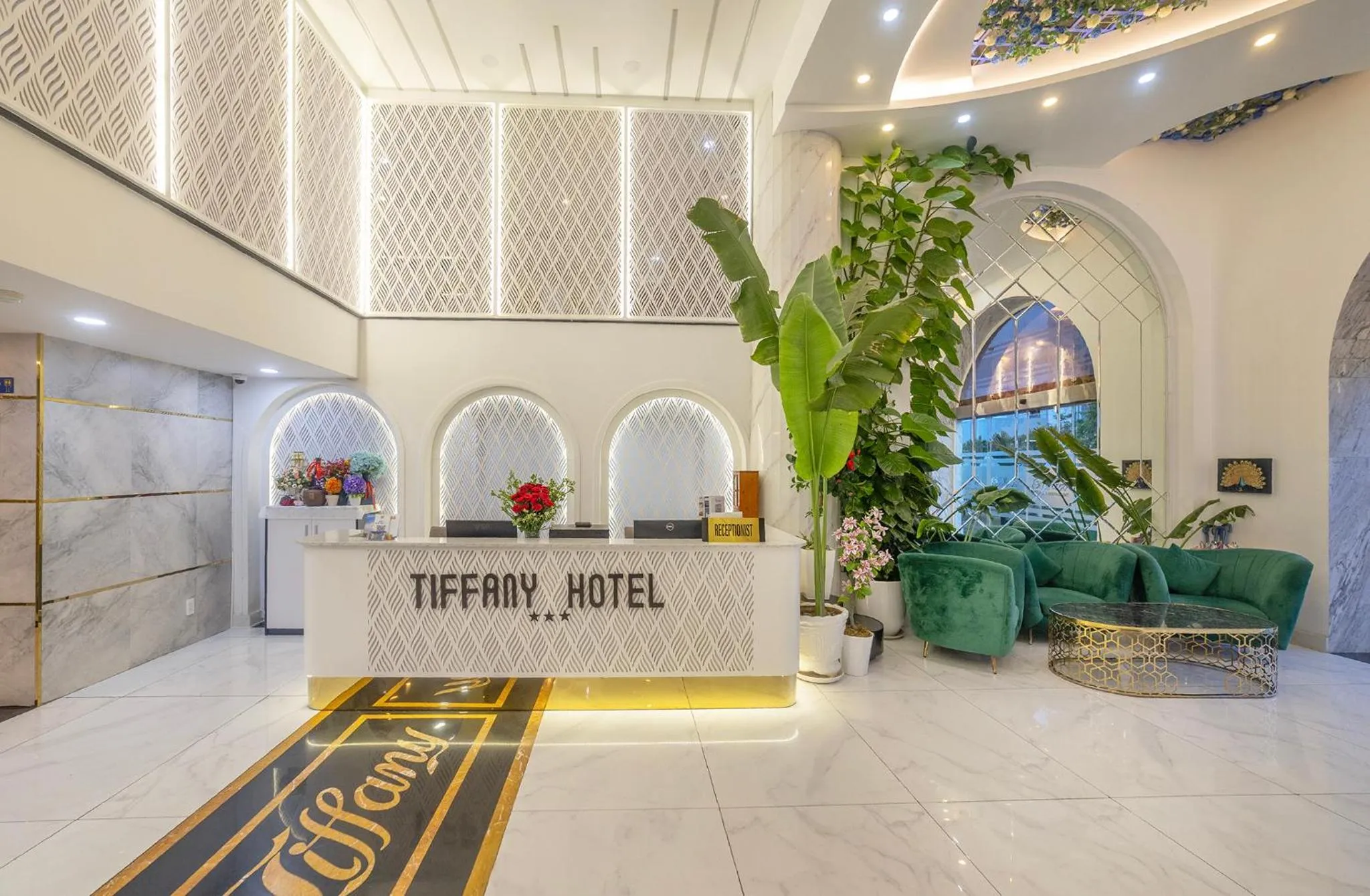 Lobby or reception in Tiffany Hotel & Restaurant