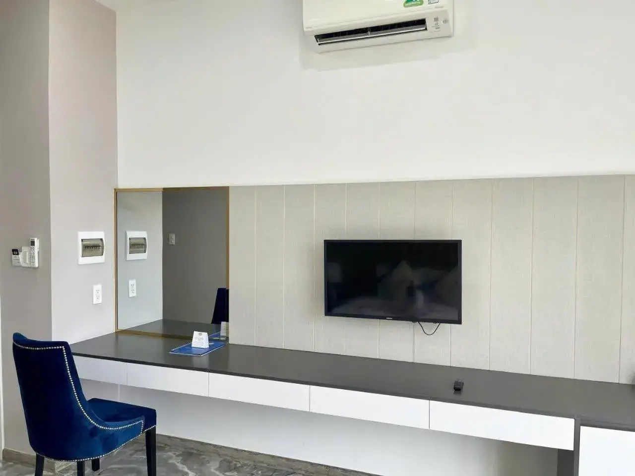 Deluxe Twin Room in Tiffany Hotel & Restaurant Deluxe Twin Room in Tiffany Hotel & Restaurant