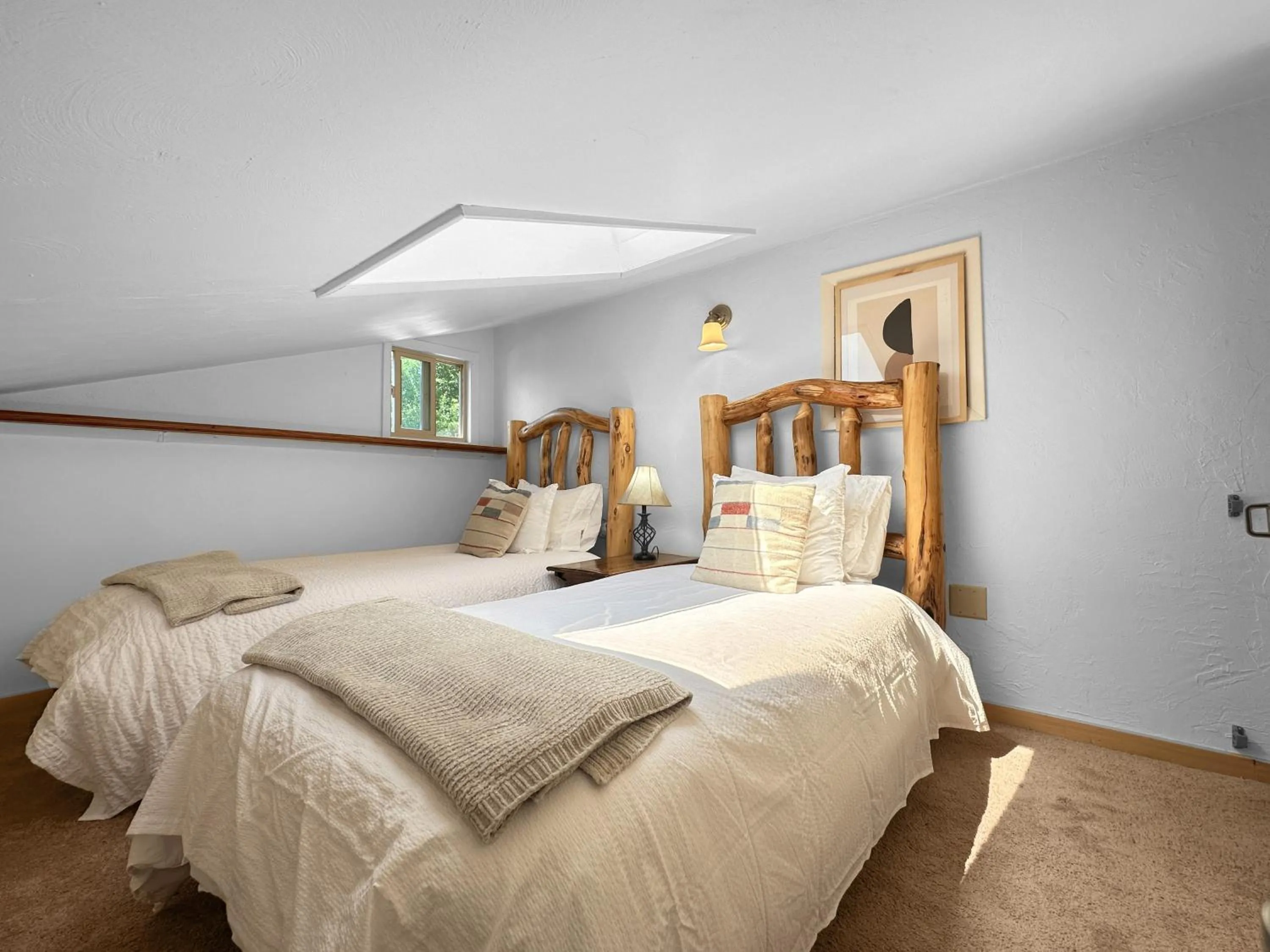 Bed in Rocky Mountain Inn