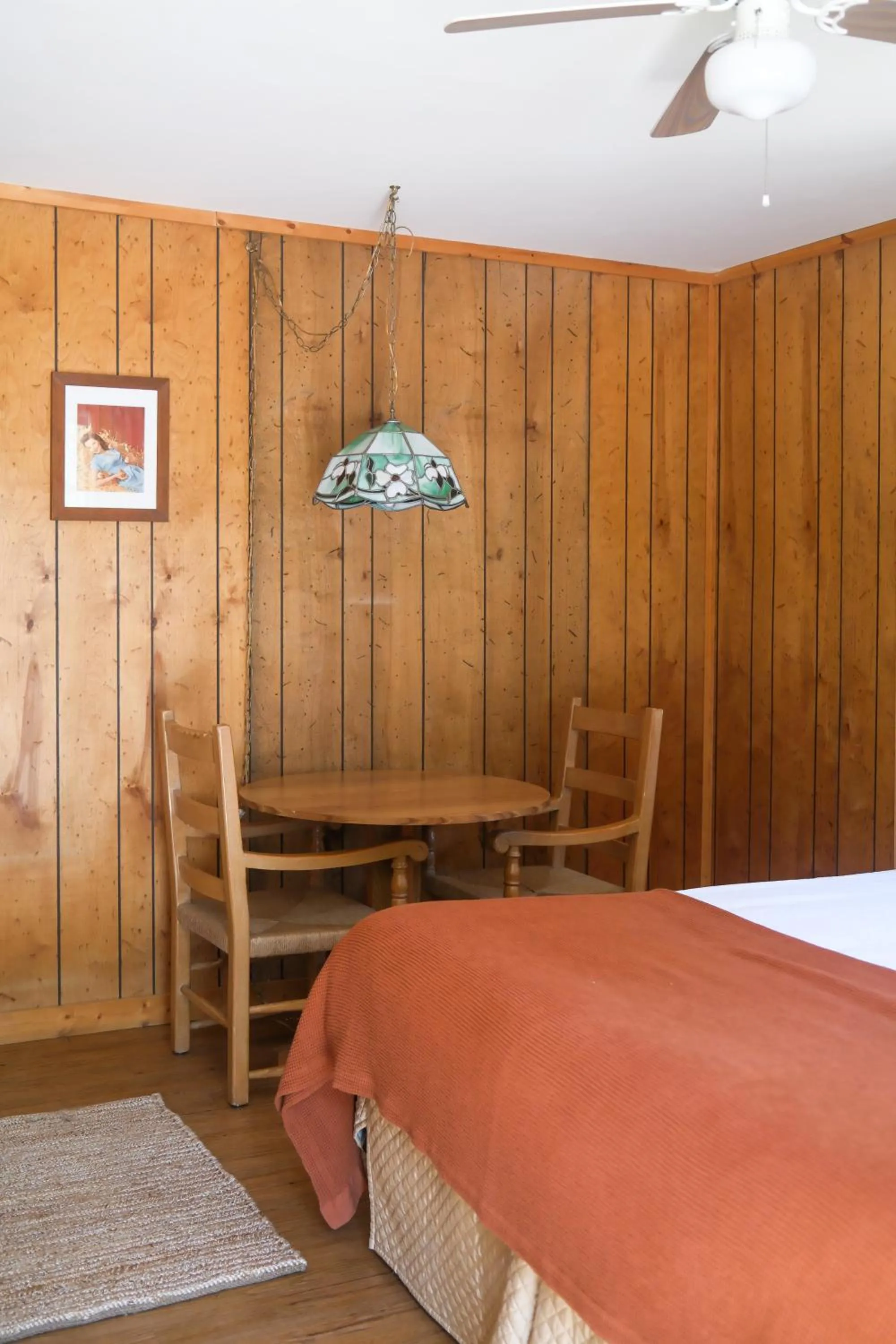 Bed in Rocky Mountain Inn