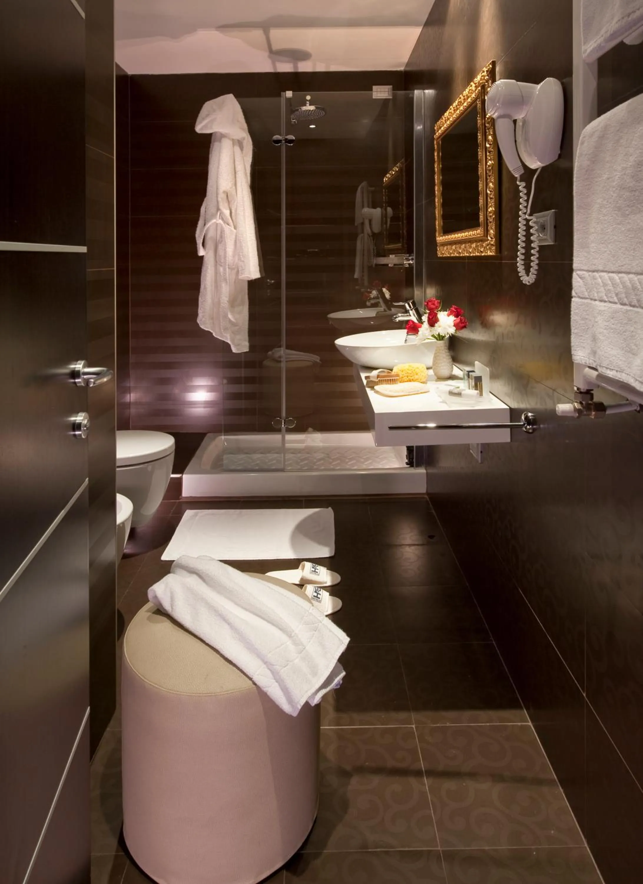 Bathroom in c-hotels Fiume