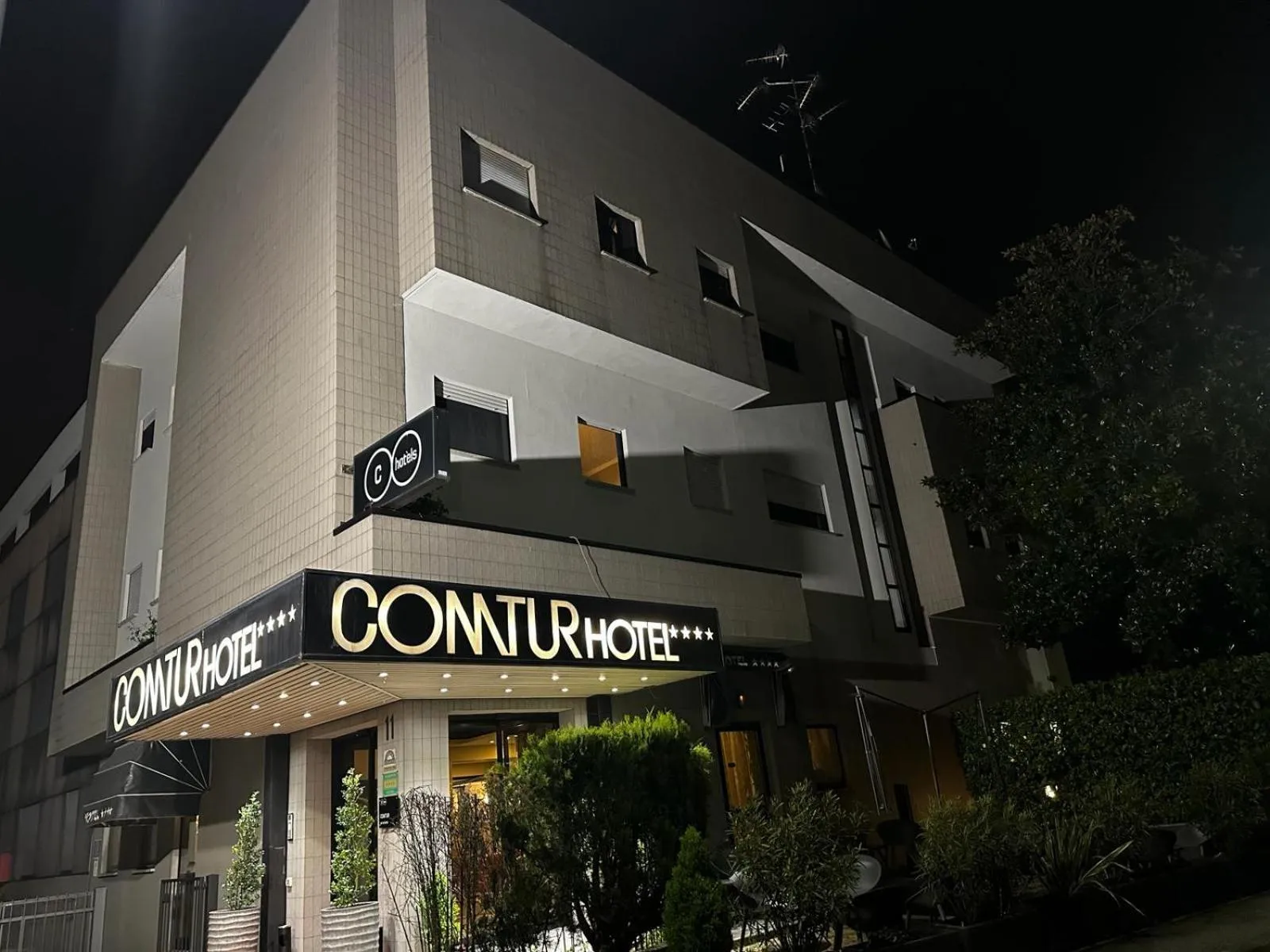 Property building in Hotel Comtur