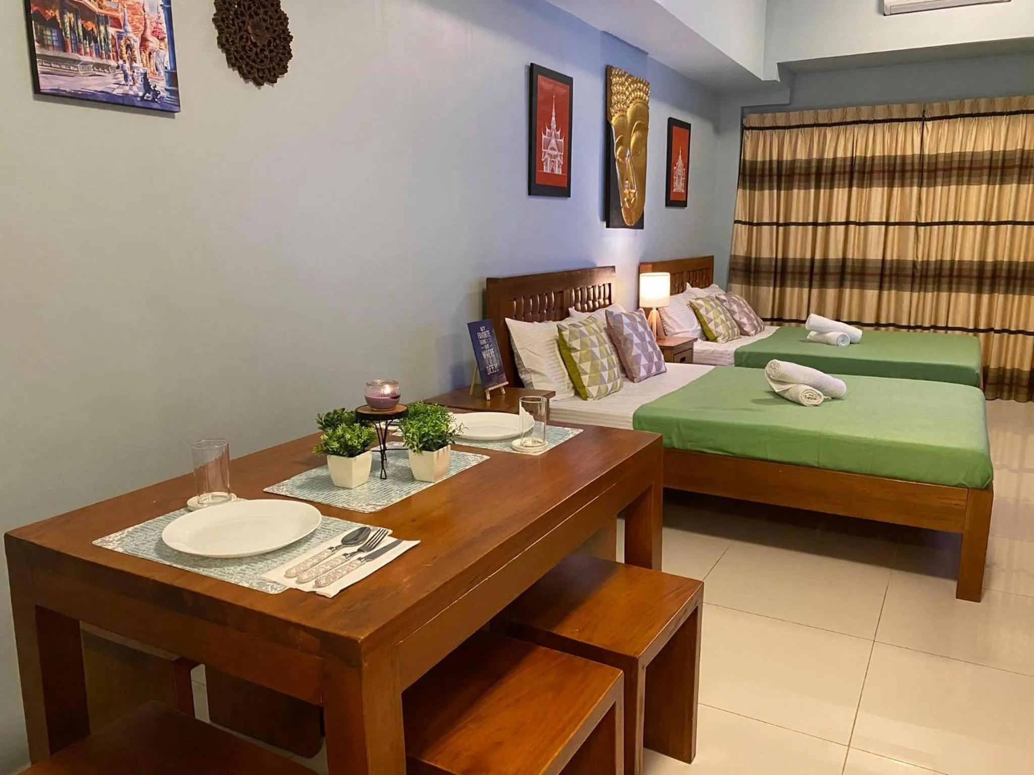 Dining area, Bed in The Place SMDC Wind Residences Tagaytay