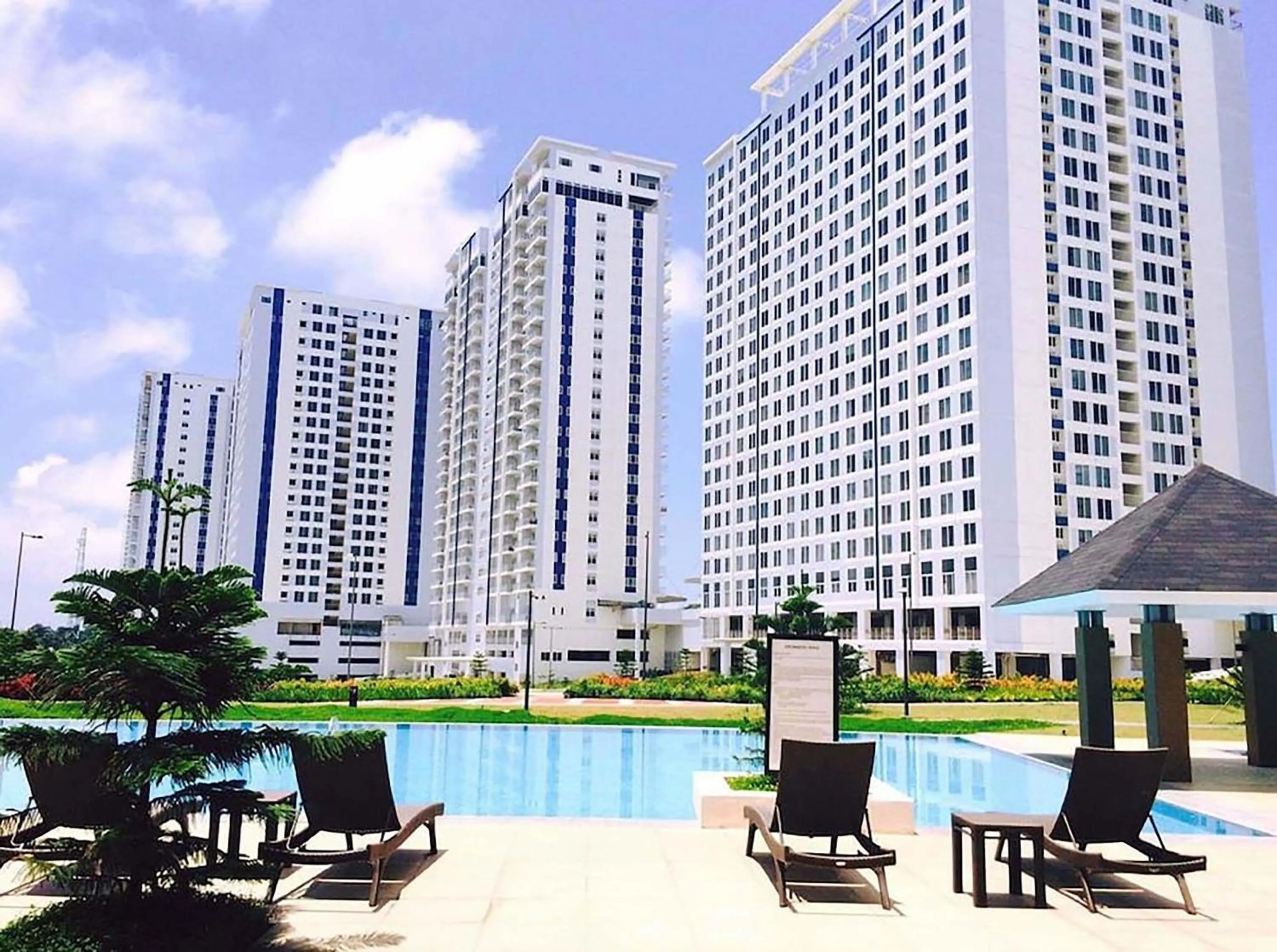Swimming pool in The Place SMDC Wind Residences Tagaytay