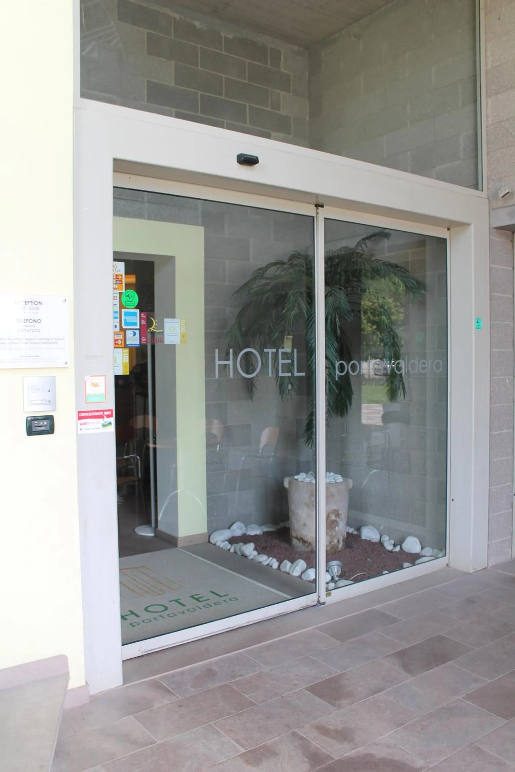 Facade/entrance in Hotel Portavaldera