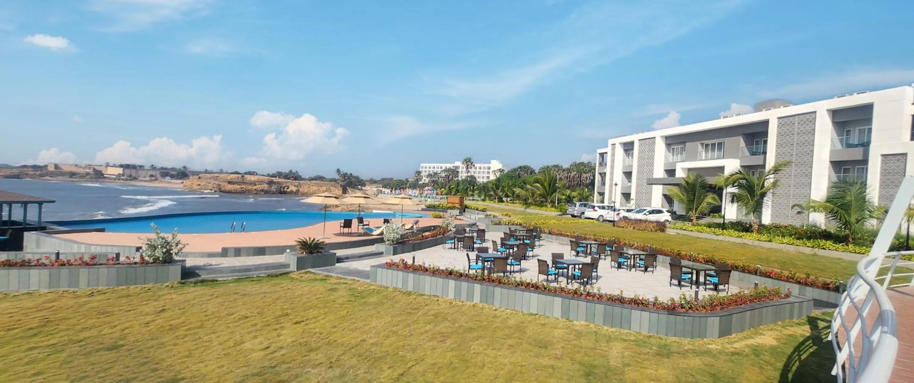 Swimming pool in Ginger Diu, Jalandhar Beach