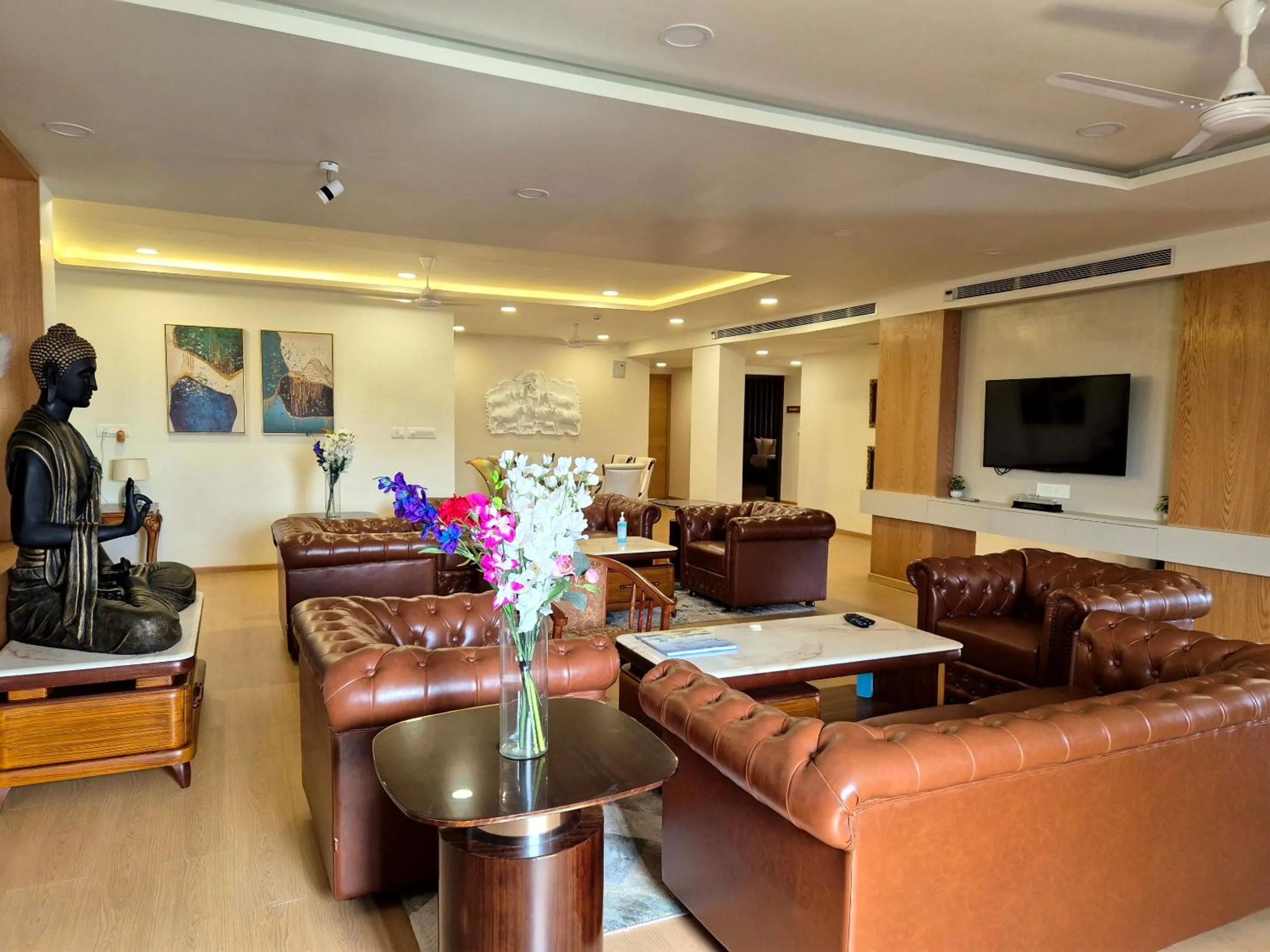 Communal lounge/ TV room in Ginger Diu, Jalandhar Beach