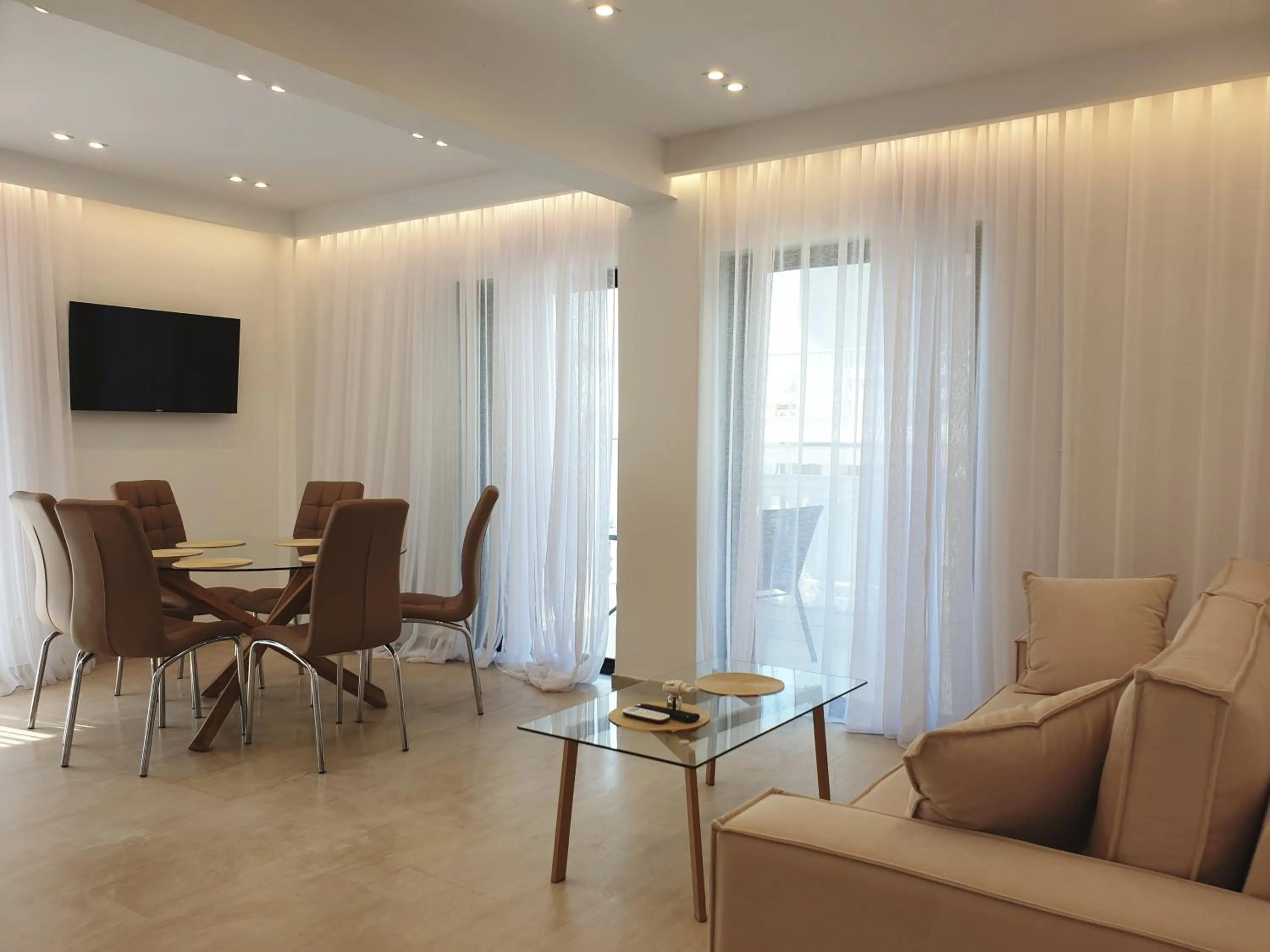 Living room in Eantos Studios and Suites