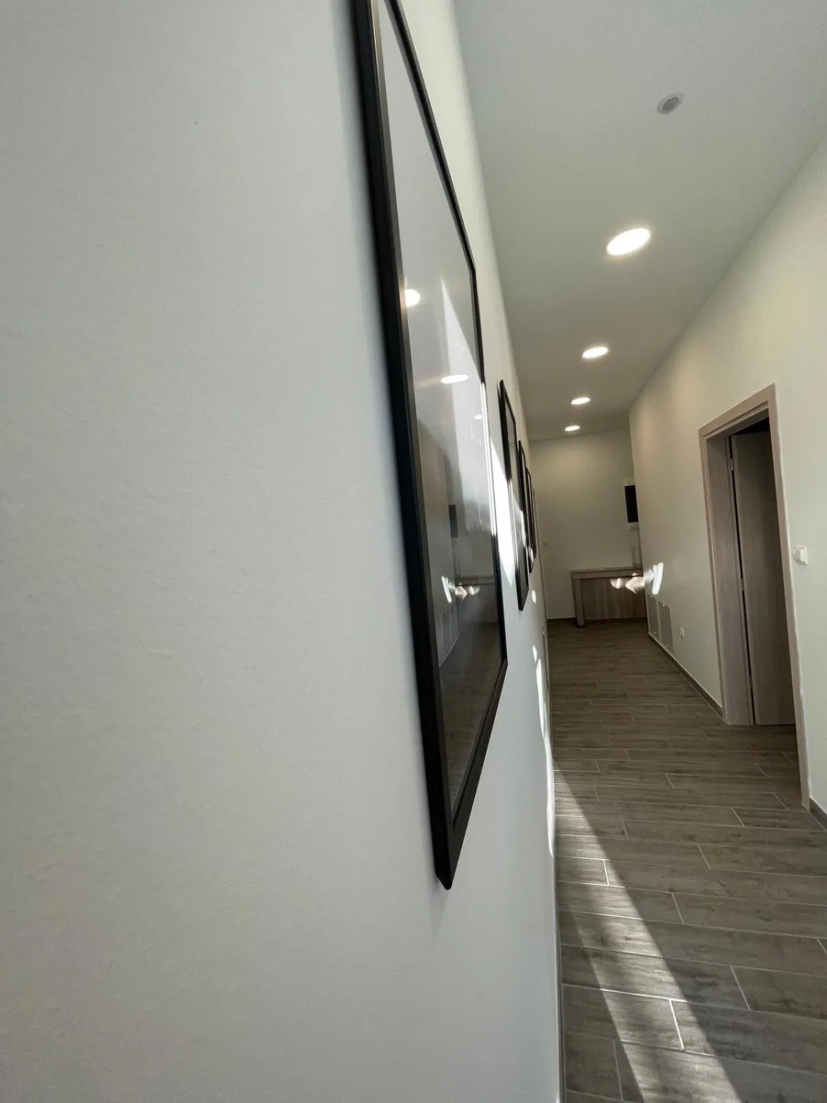 Decorative detail in Eantos Studios and Suites