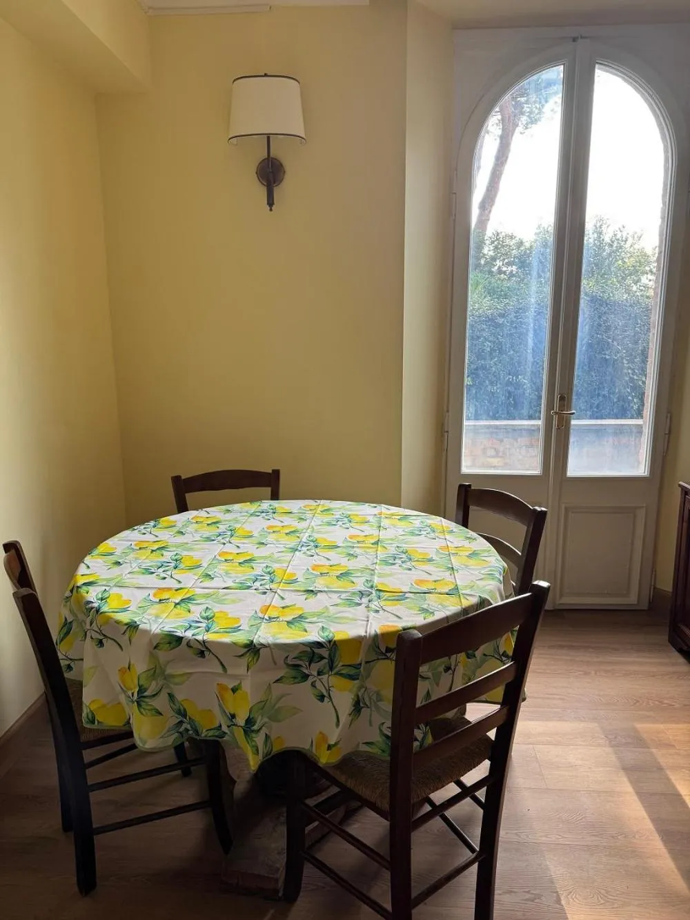 Communal kitchen in Residence Verdeborgo