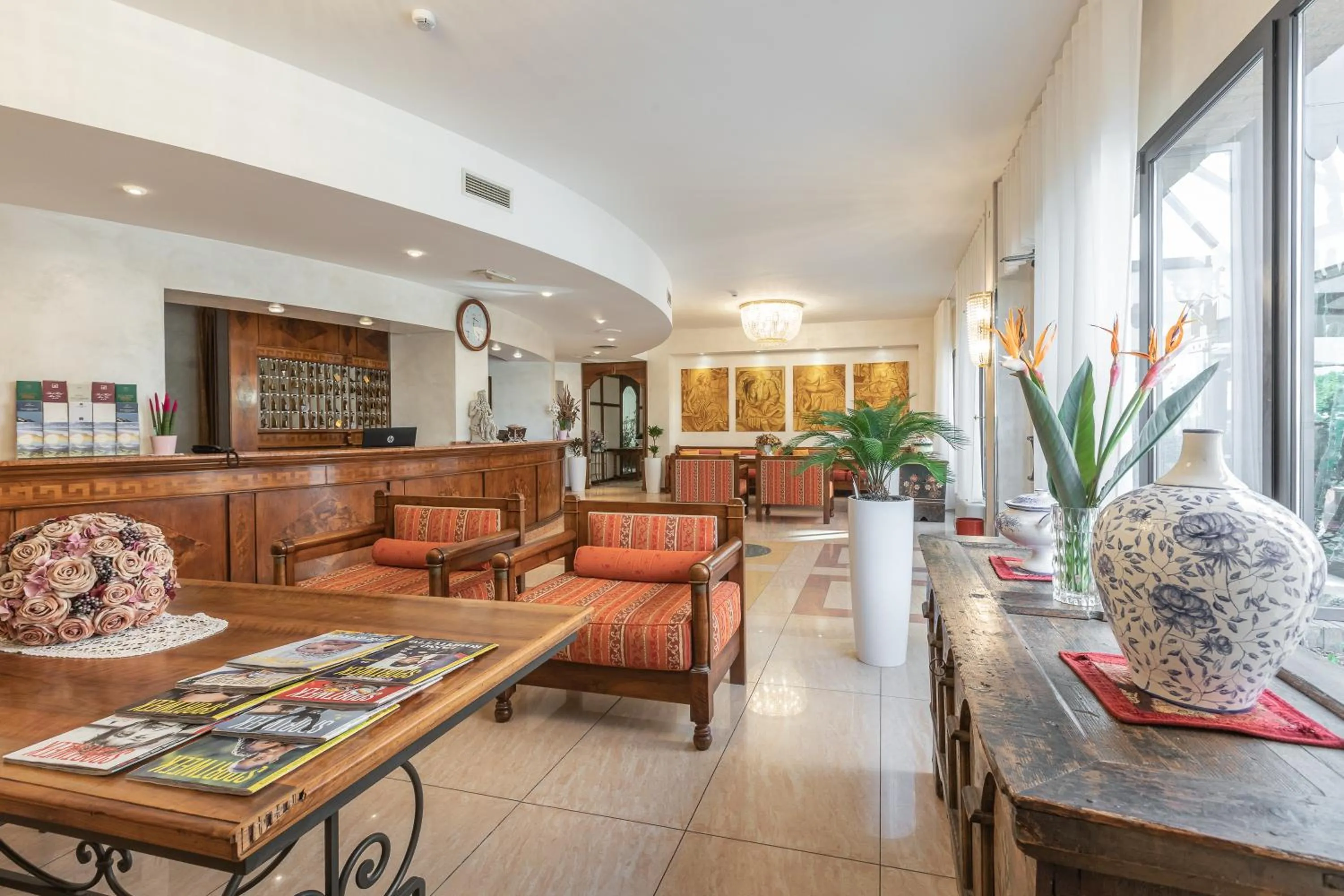 Lobby or reception in Hotel Michelangelo