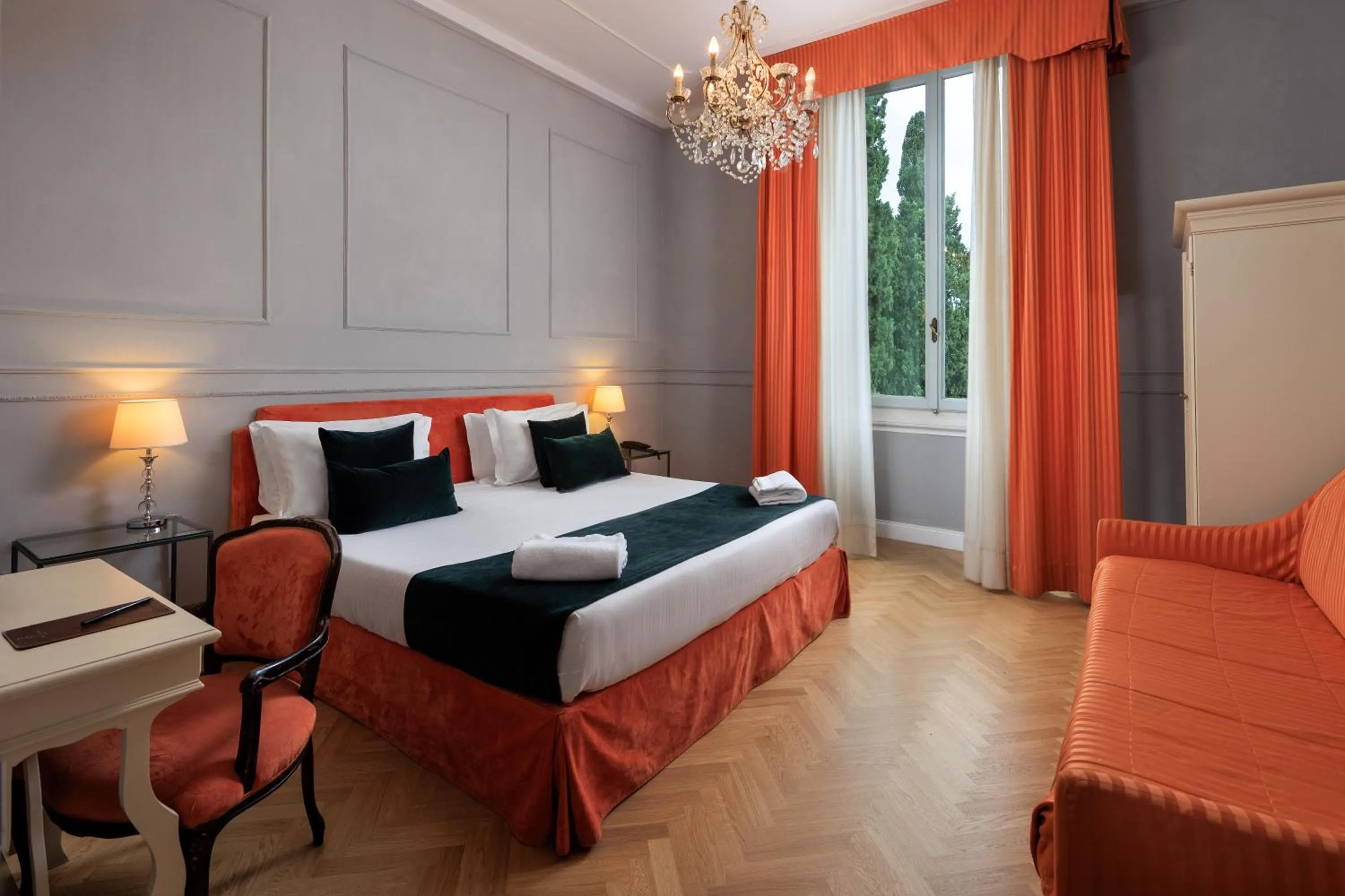 Bedroom, Bed in Hotel Villa Carlotta