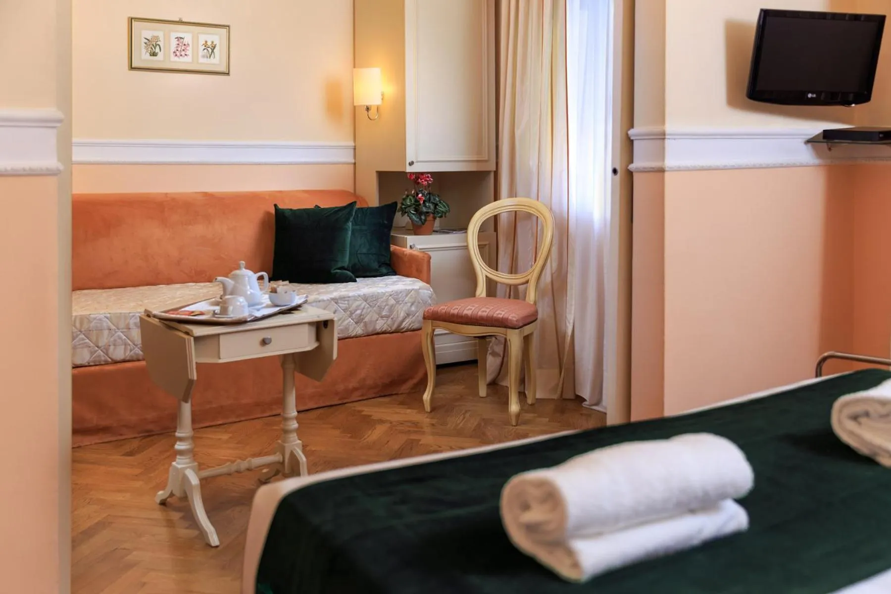 Bedroom in Hotel Villa Carlotta