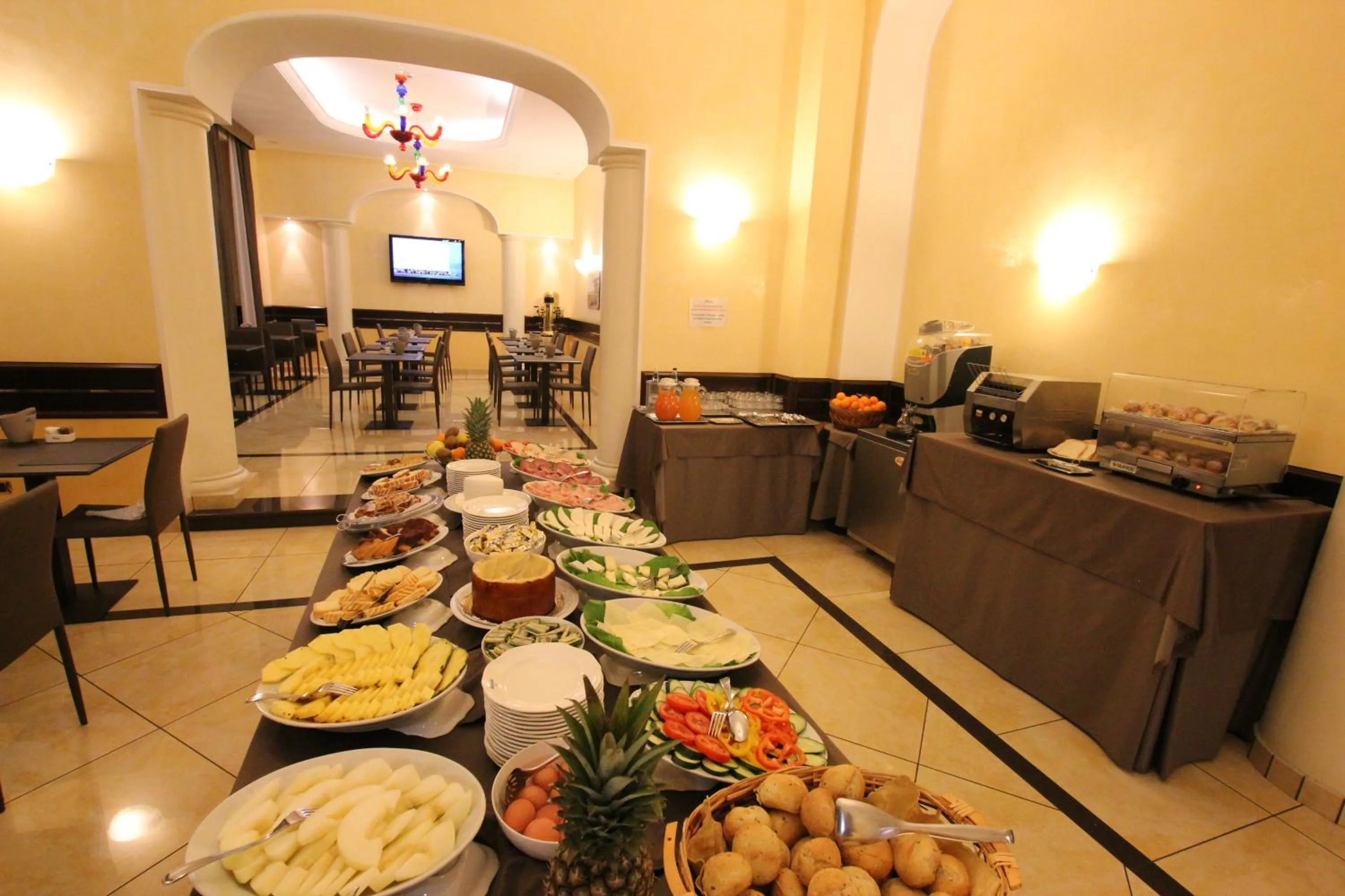 Food and drinks in Mokinba Hotels Baviera