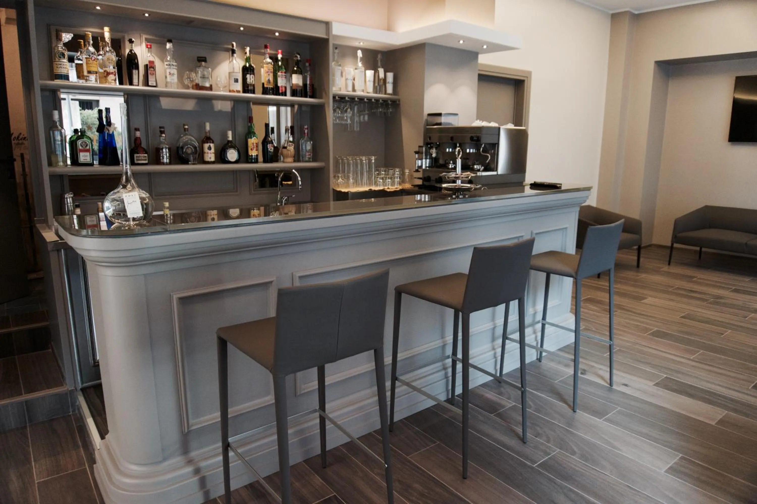 Lounge or bar in Mokinba Hotels Baviera