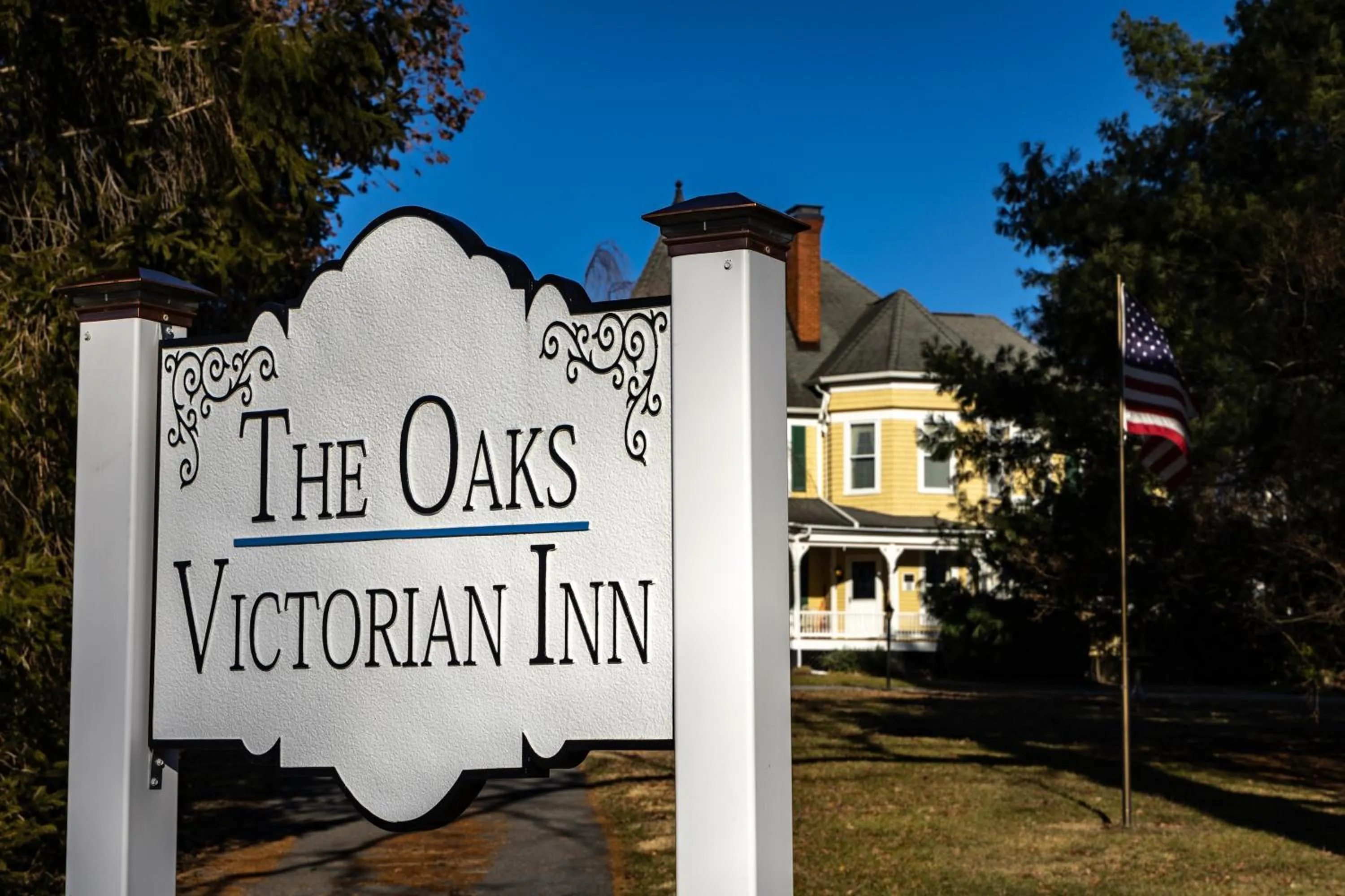 The Oaks Victorian Inn