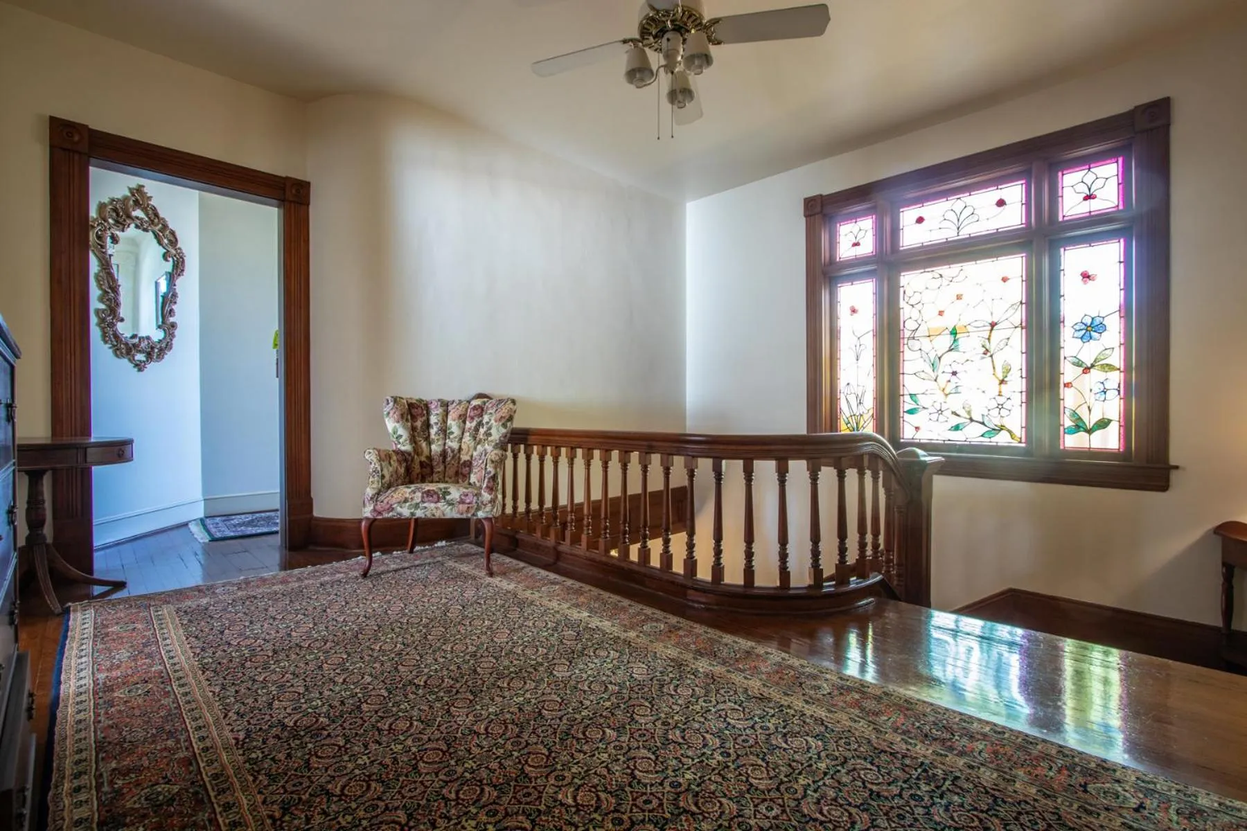 The Oaks Victorian Inn