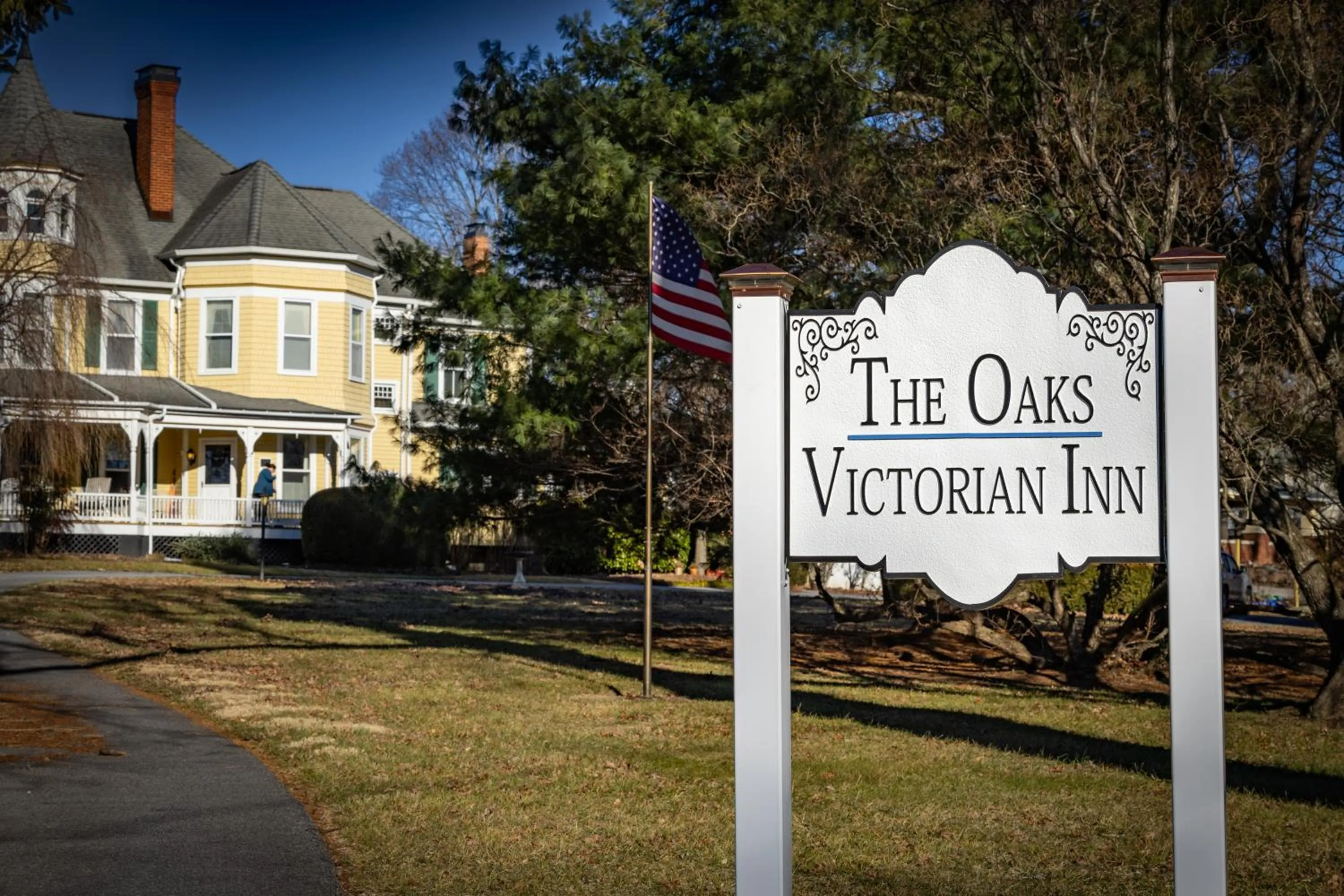 The Oaks Victorian Inn