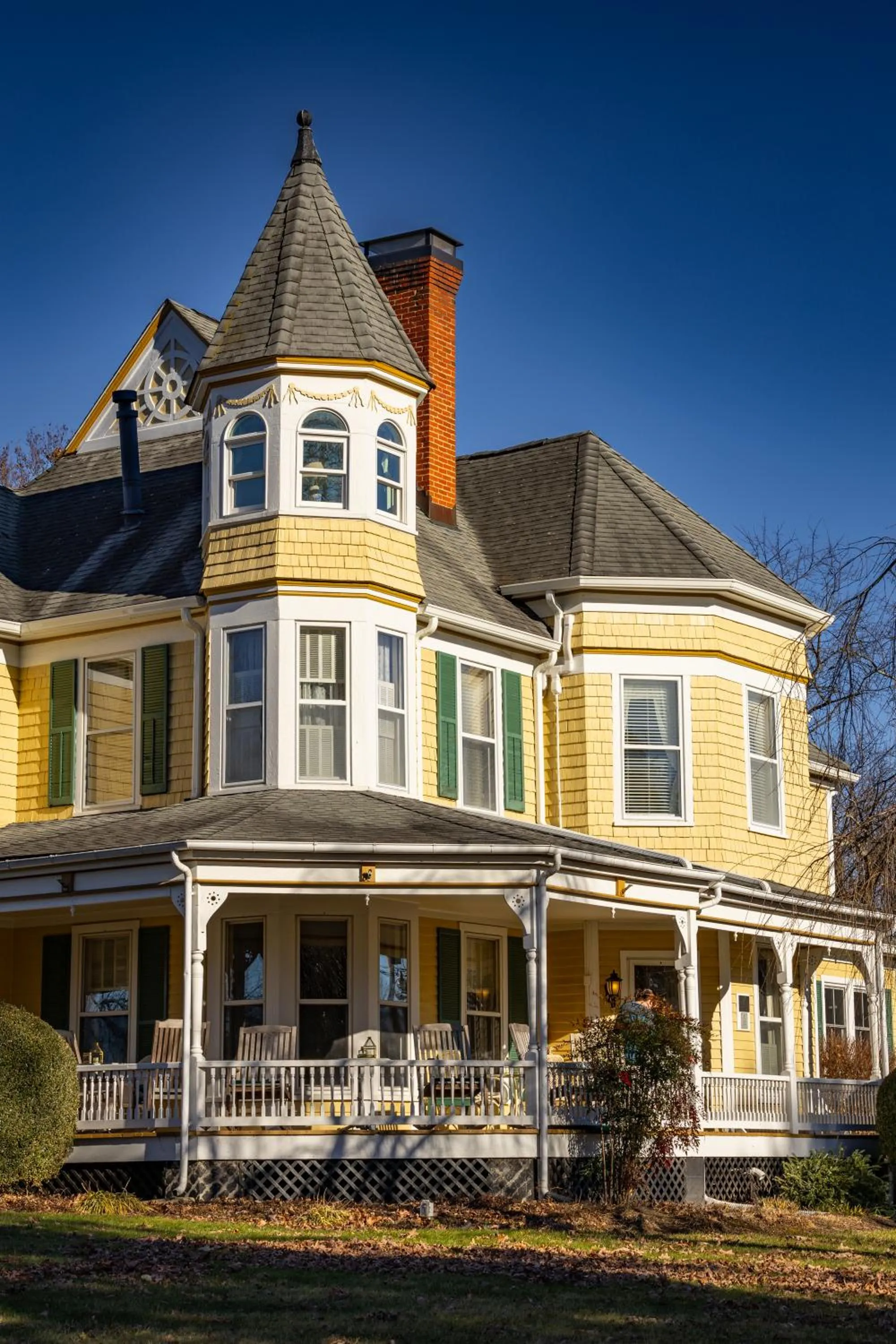 The Oaks Victorian Inn