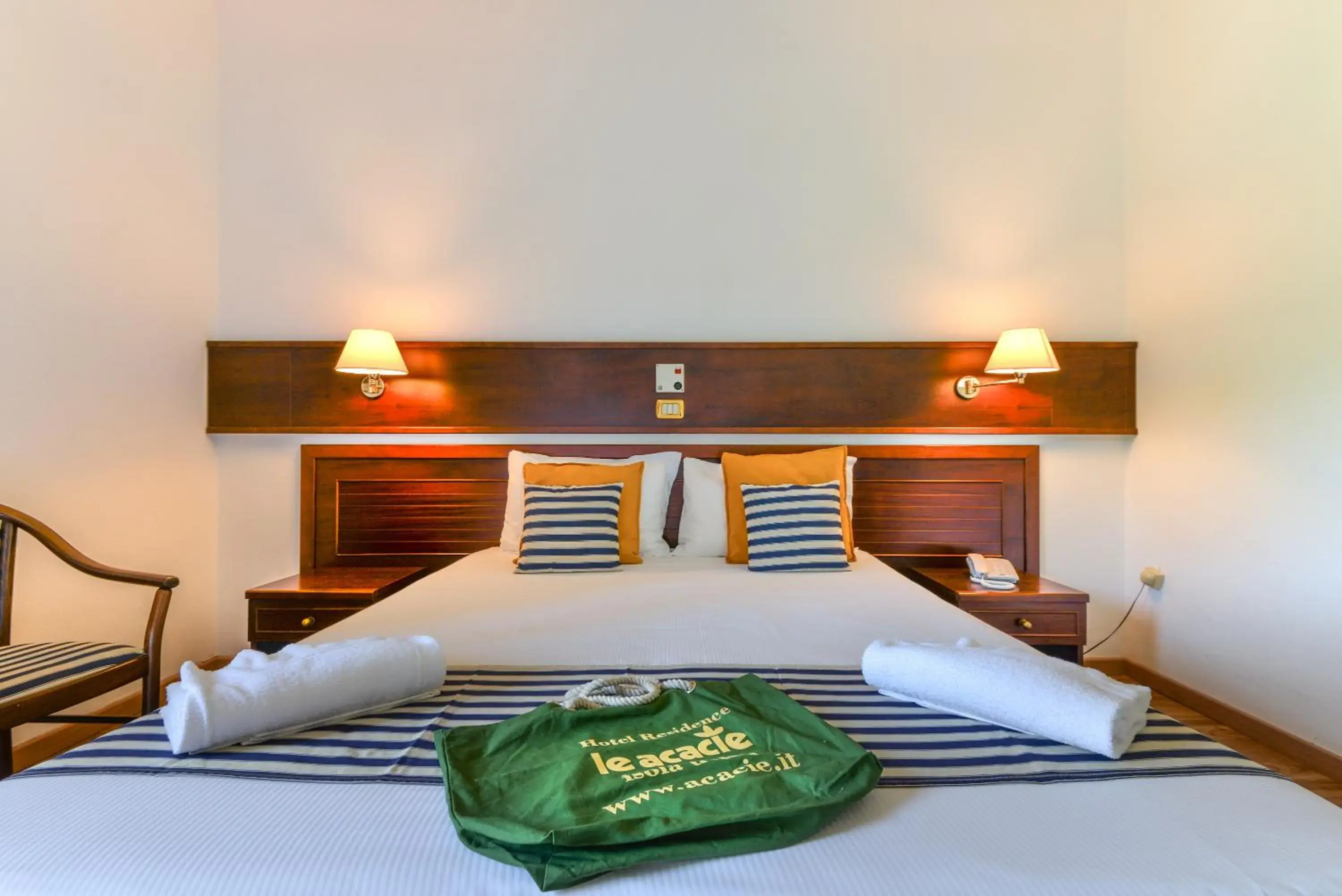 Classic Double or Twin Room in Hotel Le Acacie Classic Double or Twin Room in Hotel Le Acacie