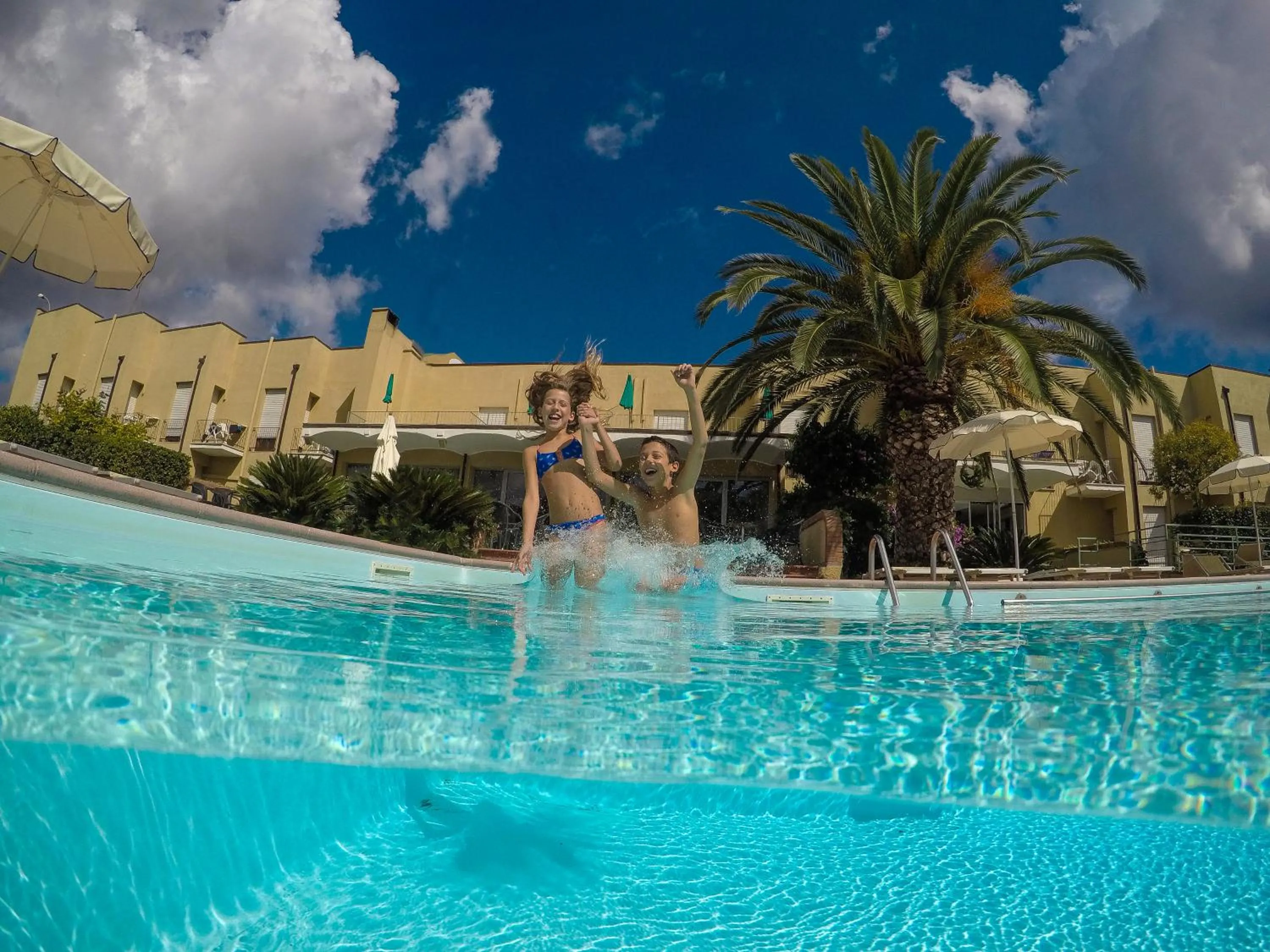 Swimming pool in Hotel Le Acacie