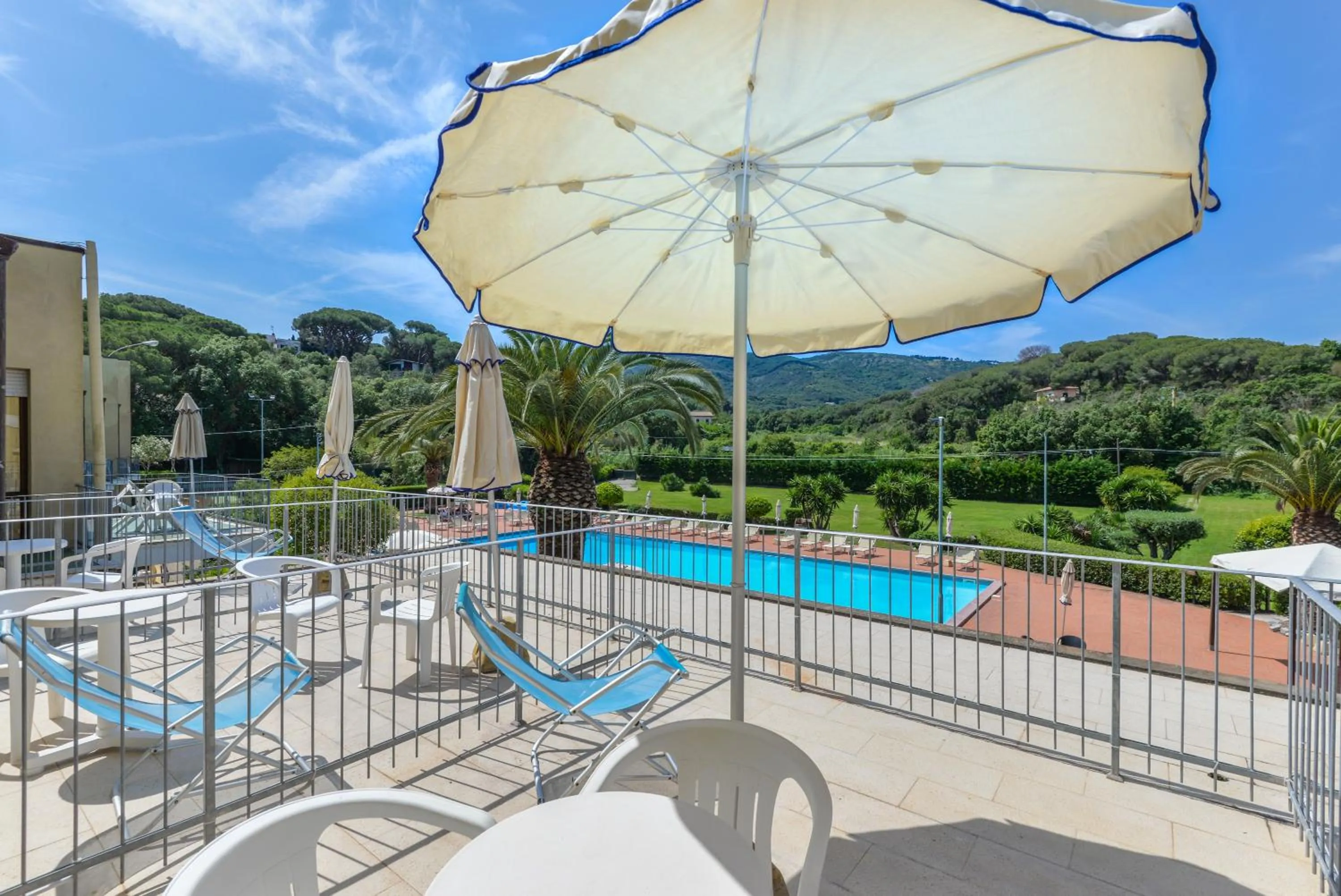 Balcony/Terrace in Hotel Le Acacie