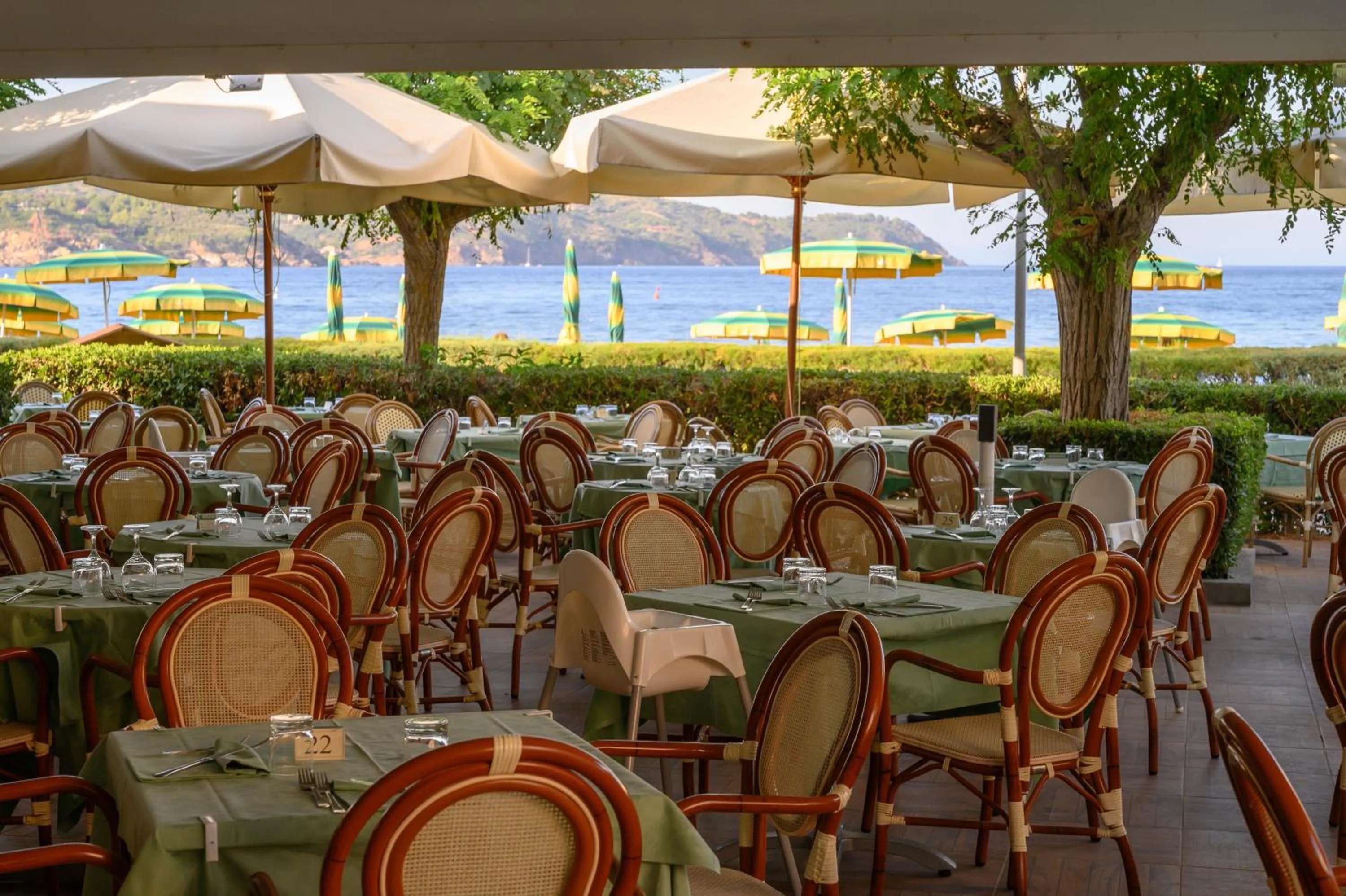 Restaurant/places to eat in Hotel Le Acacie