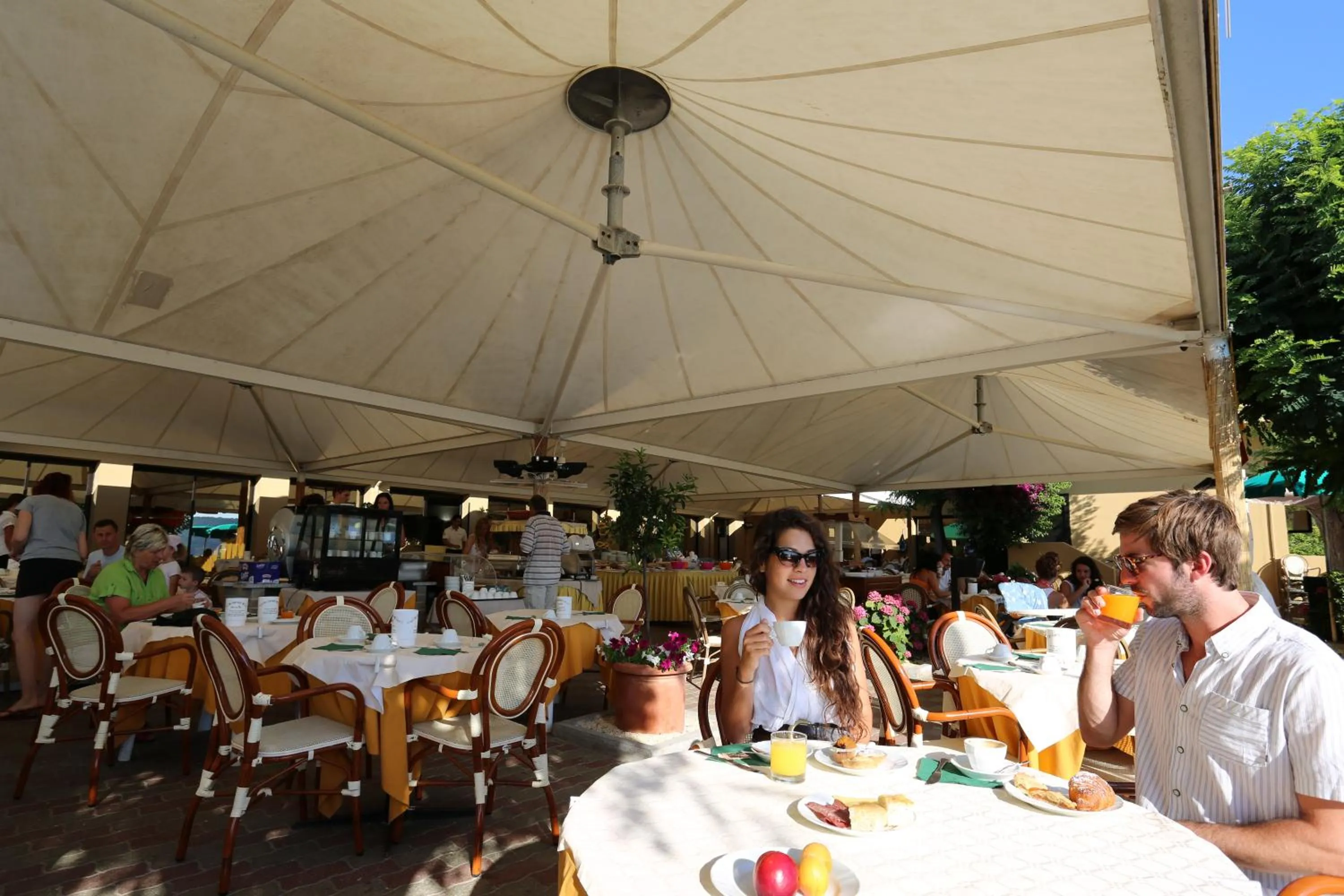 Continental breakfast in Hotel Le Acacie