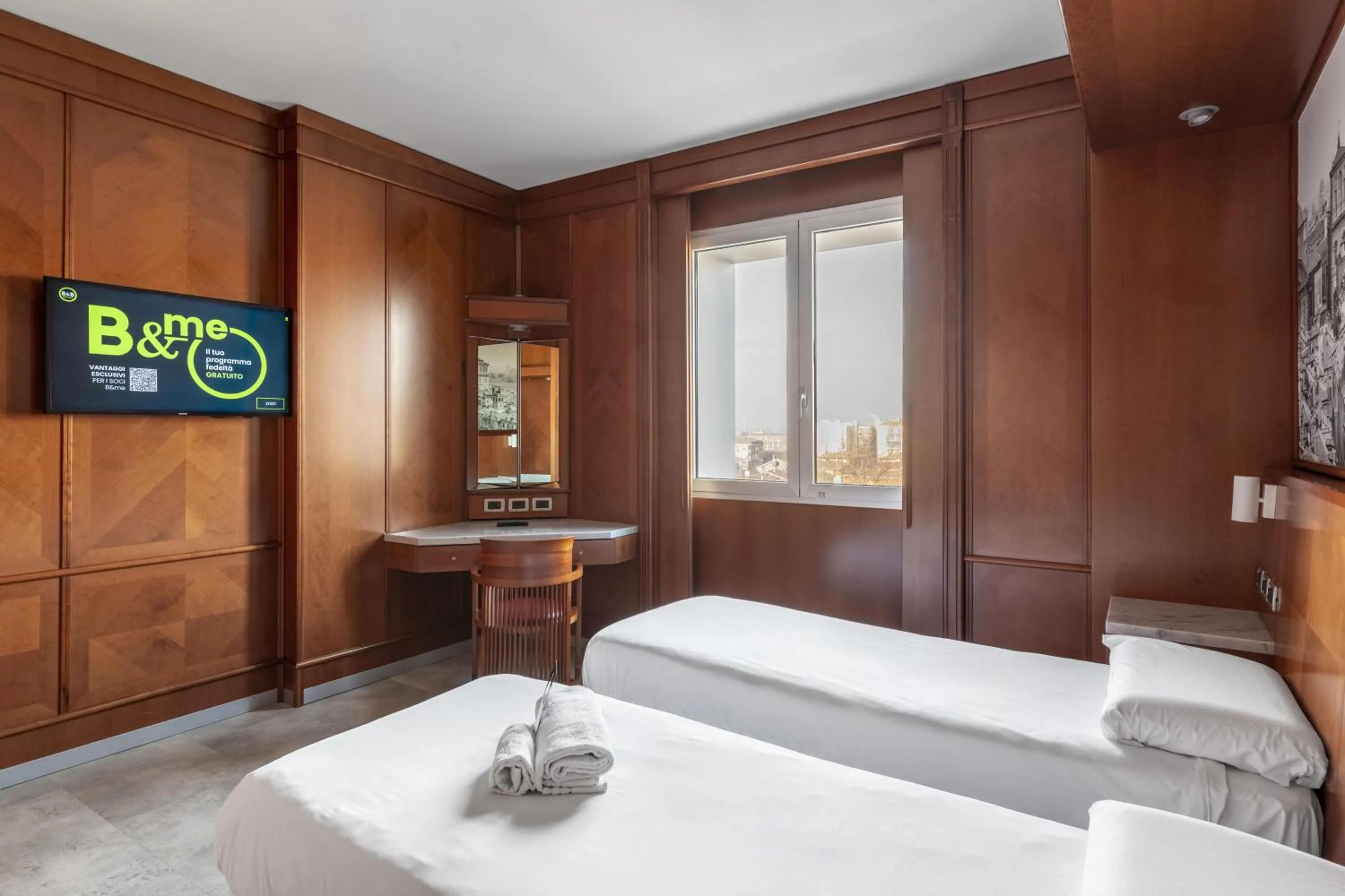 Photo of the whole room, Bed in B&B Hotel Modena