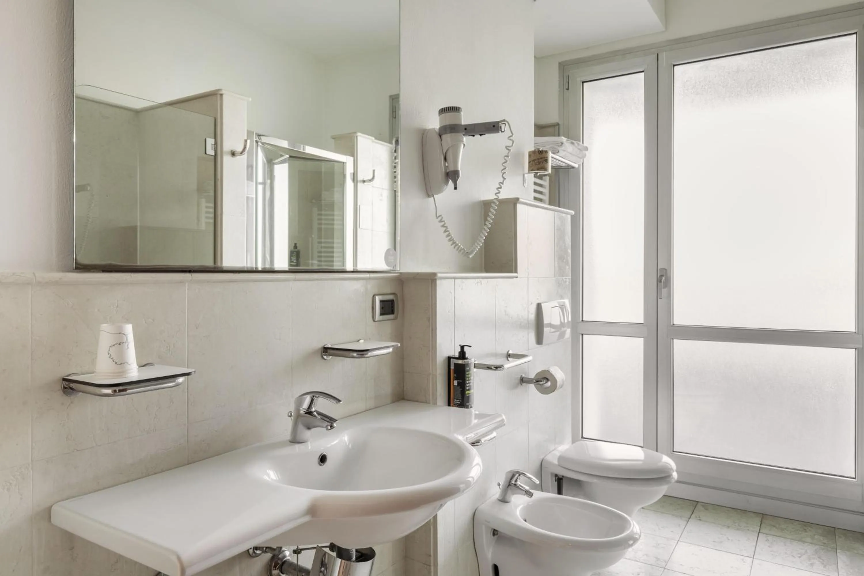 Bathroom in B&B Hotel Modena