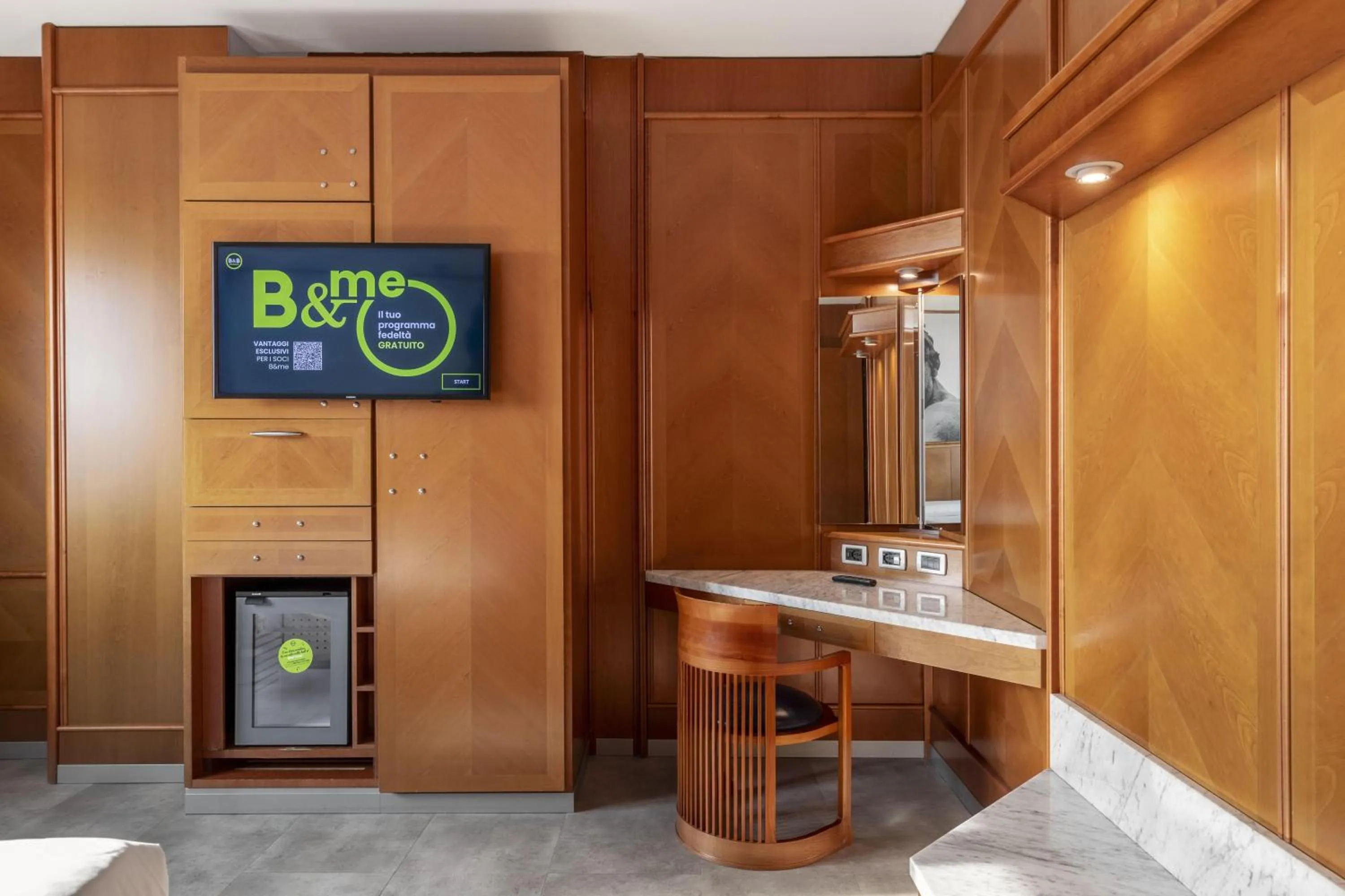 Photo of the whole room in B&B Hotel Modena