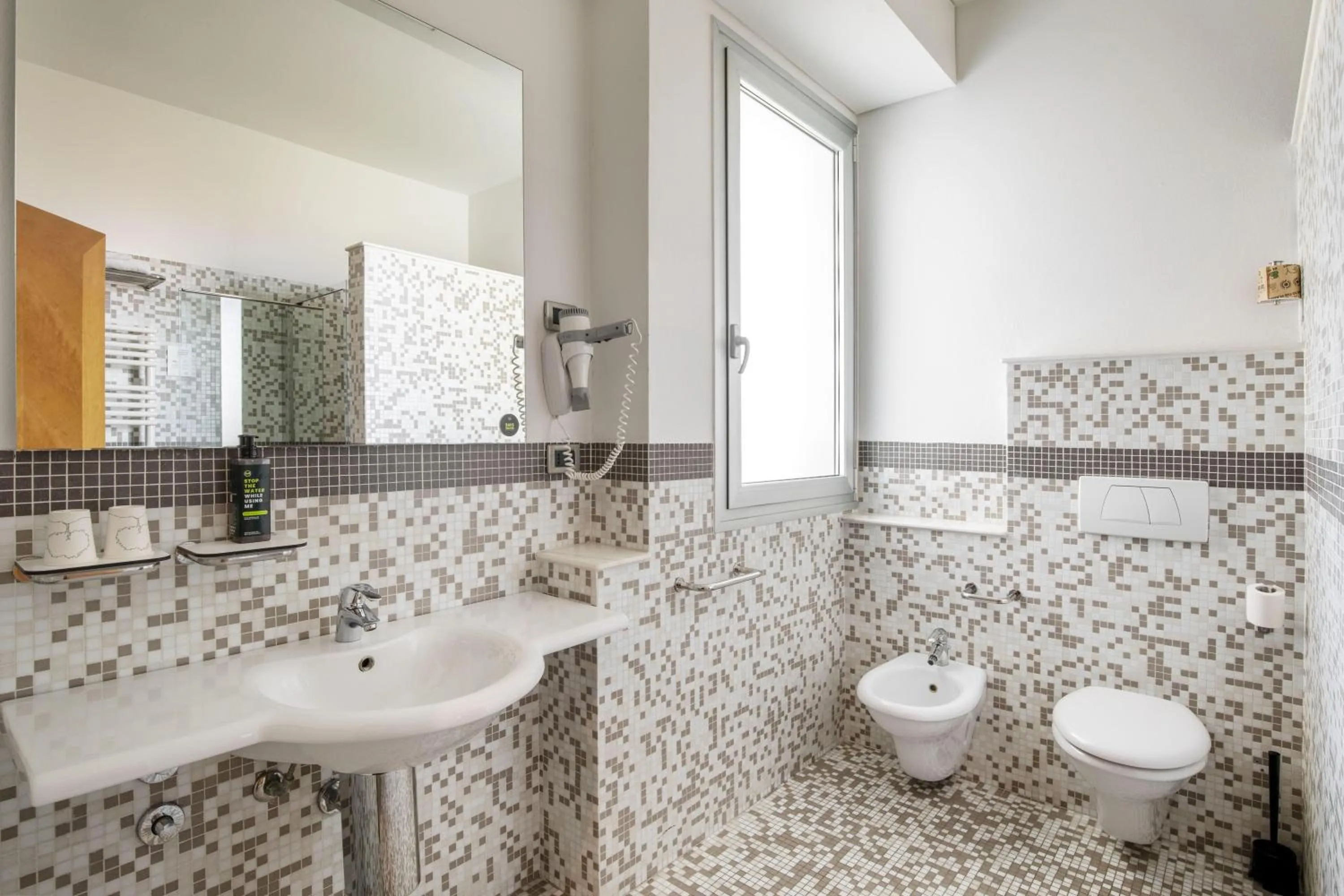 Bathroom in B&B Hotel Modena