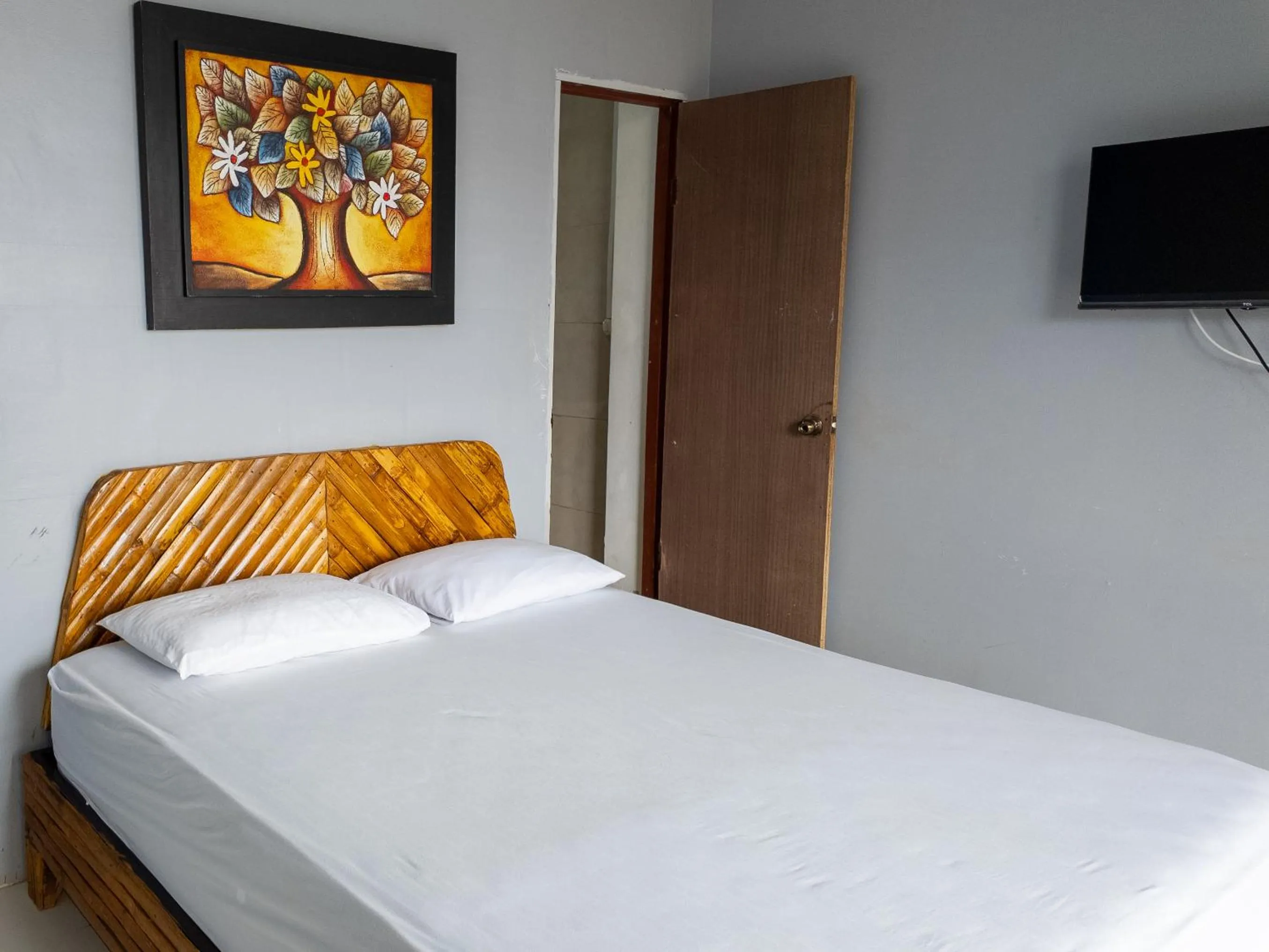 TV and multimedia, Bed in Hotel Sol y Playa Montañita