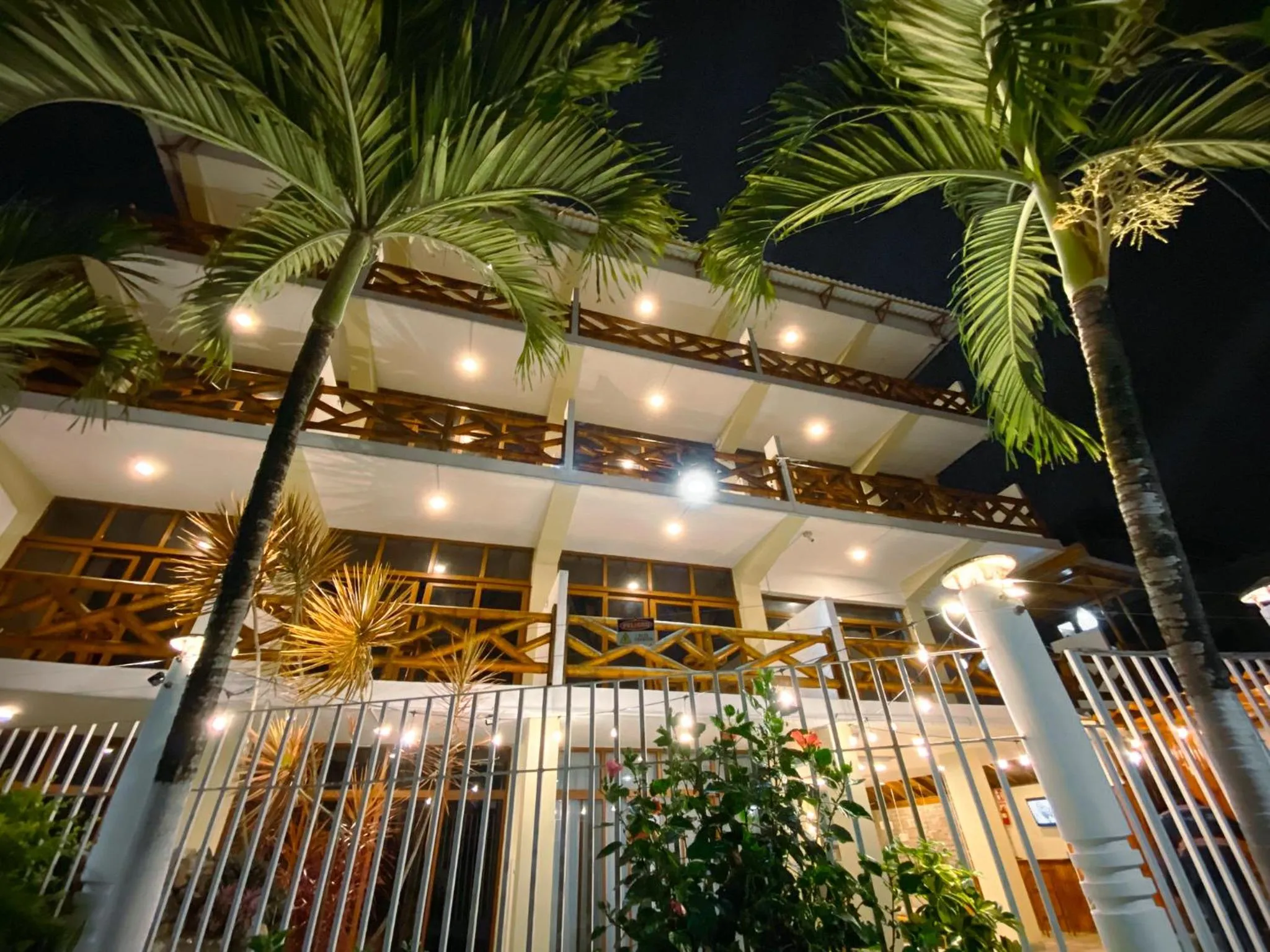 Property building in Hotel Sol y Playa Montañita