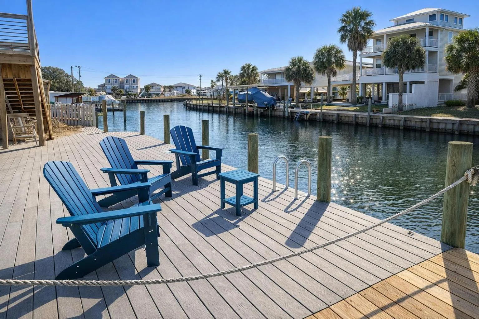 Waterfront Home, Short Walk to Beach, Deck/Balcony