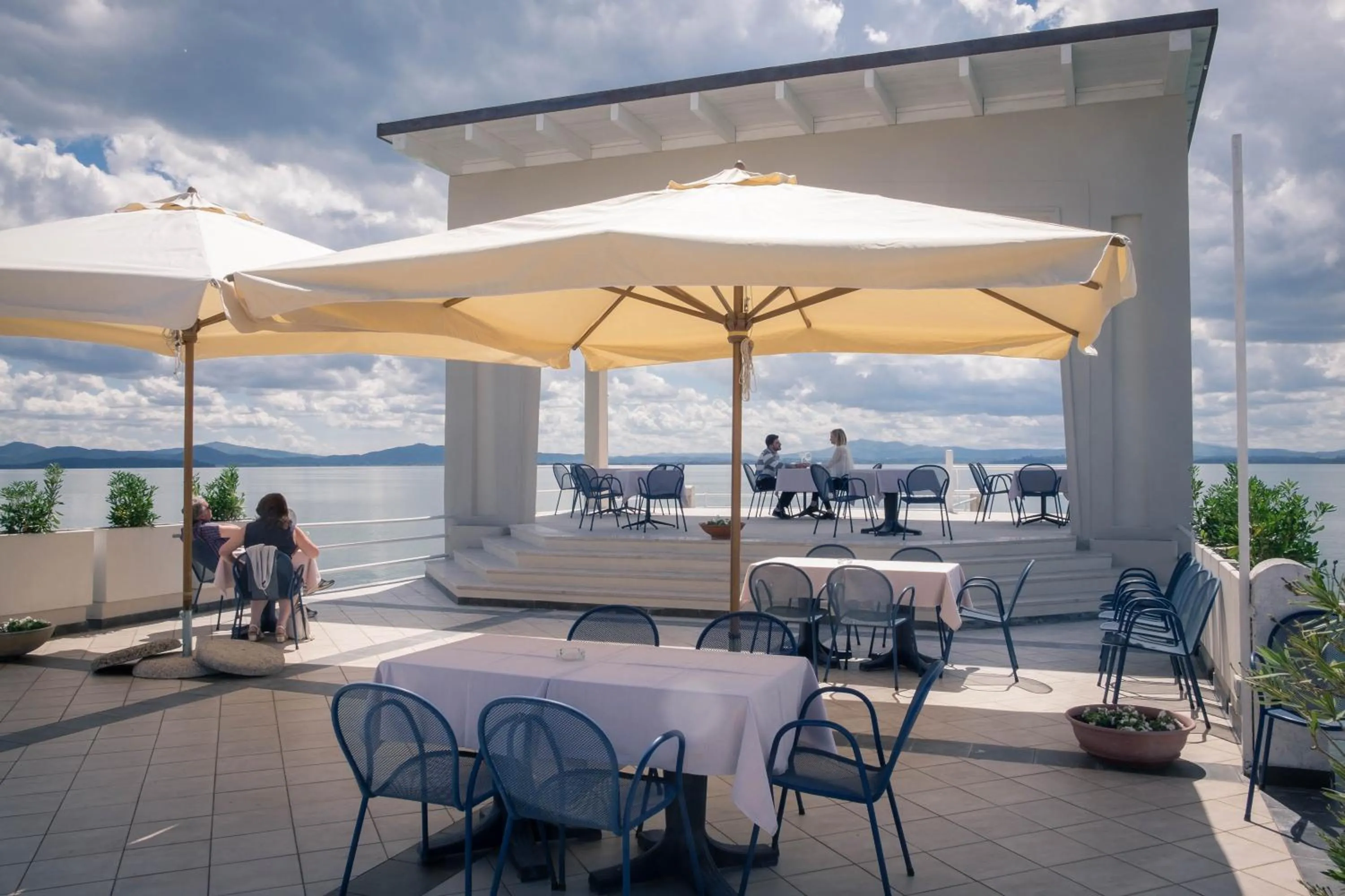 Restaurant/places to eat in Hotel Lidò