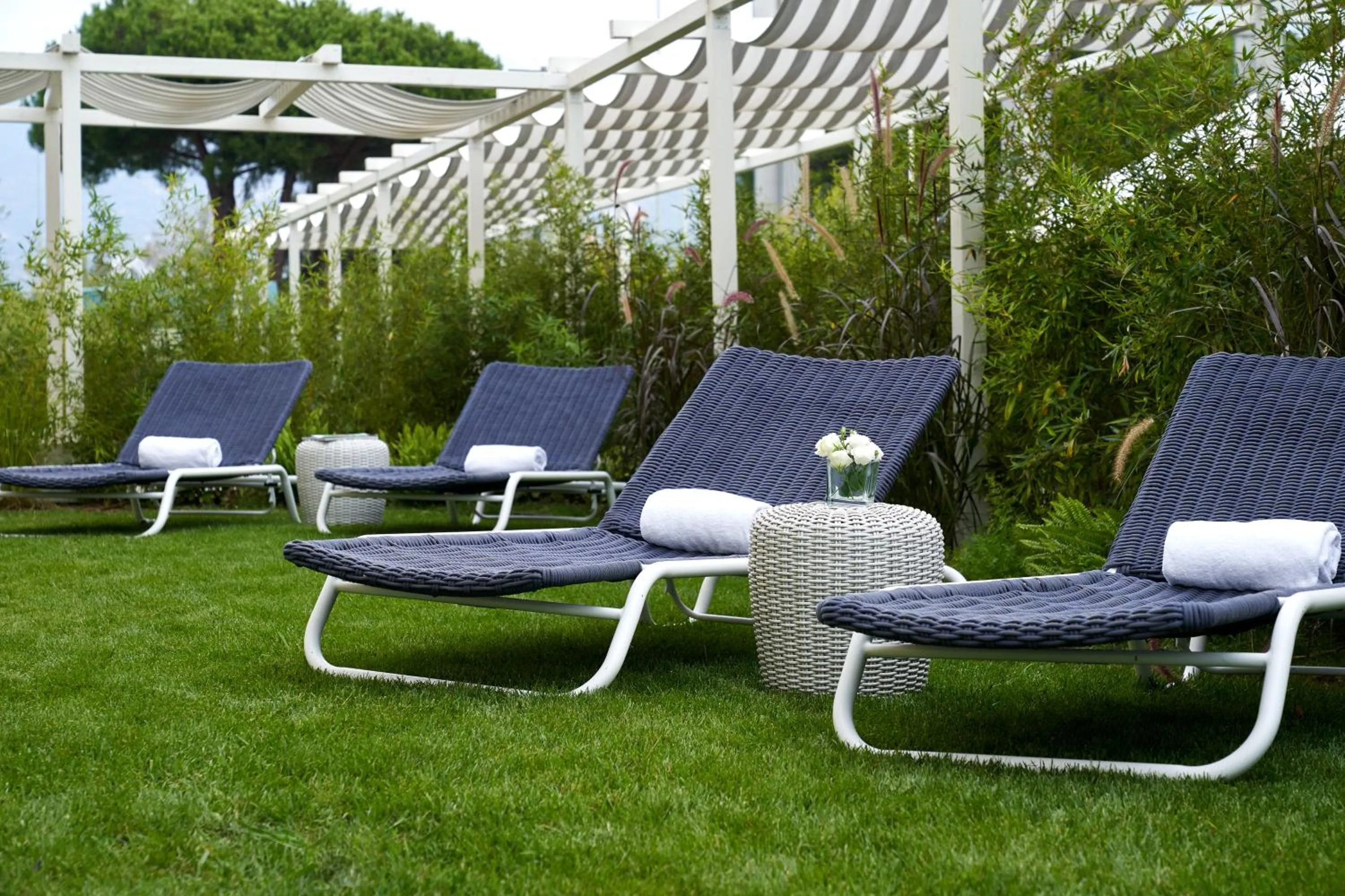 Swimming pool in UNA Hotels Forte Dei Marmi