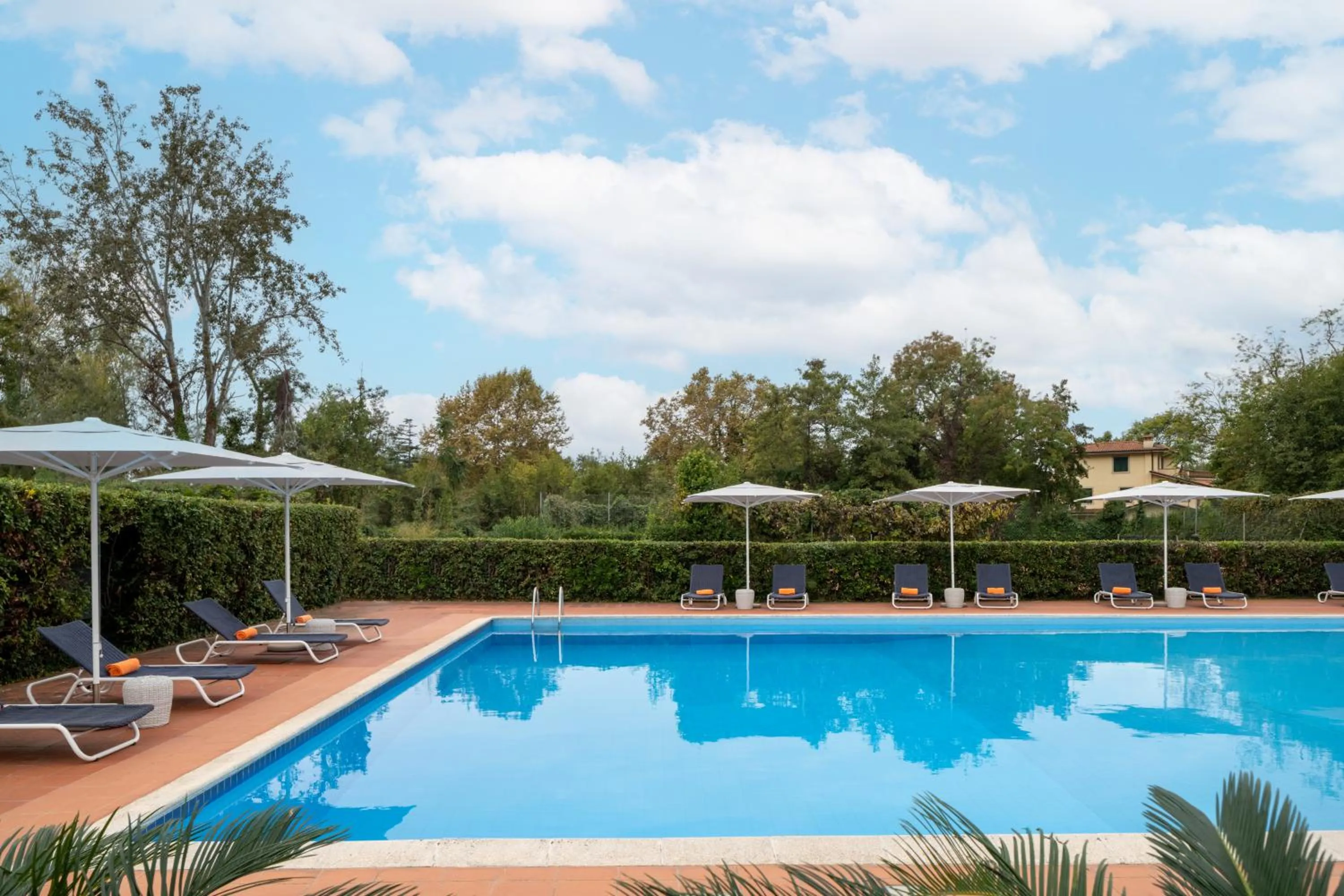 Swimming pool in UNA Hotels Forte Dei Marmi