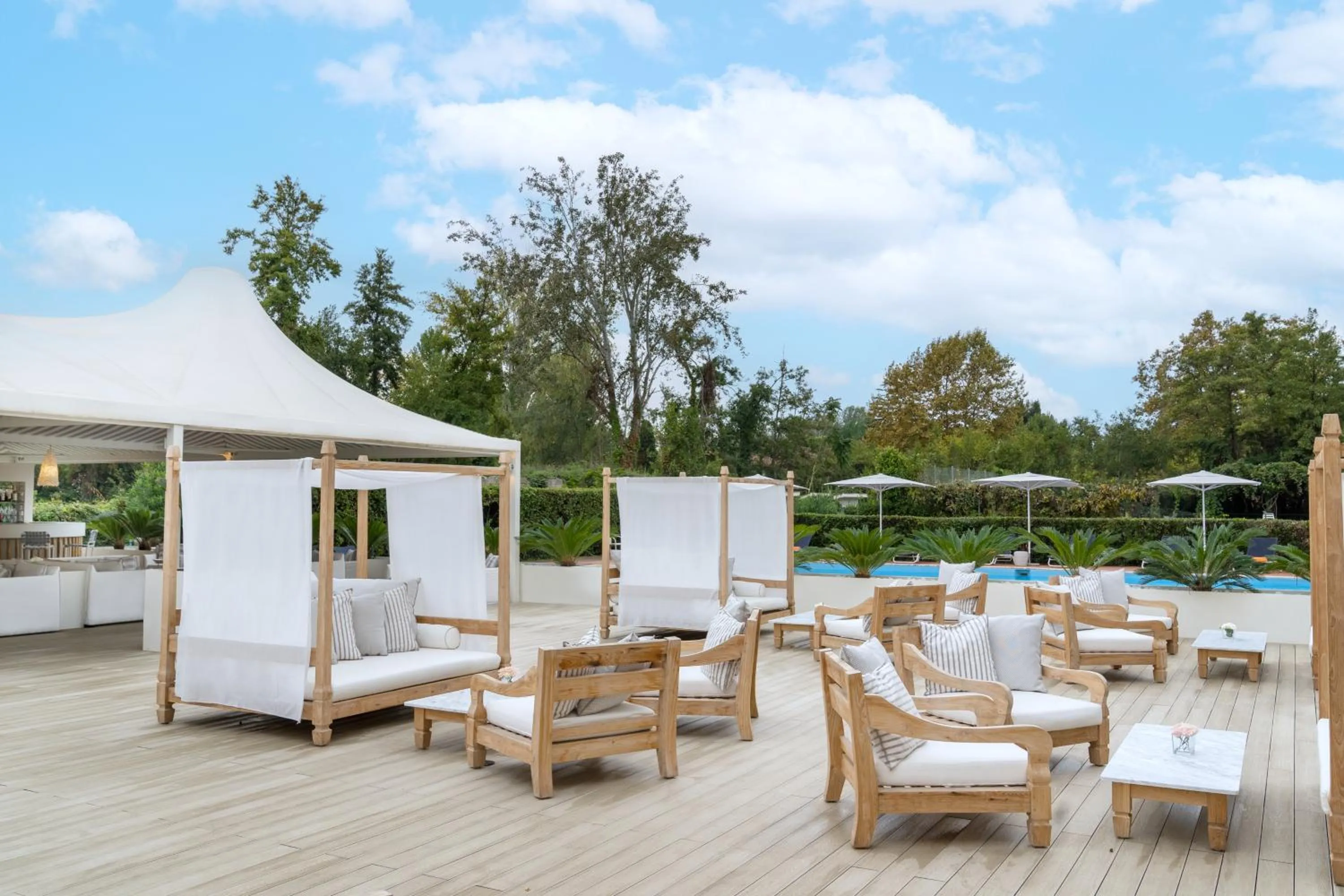 Swimming pool in UNA Hotels Forte Dei Marmi
