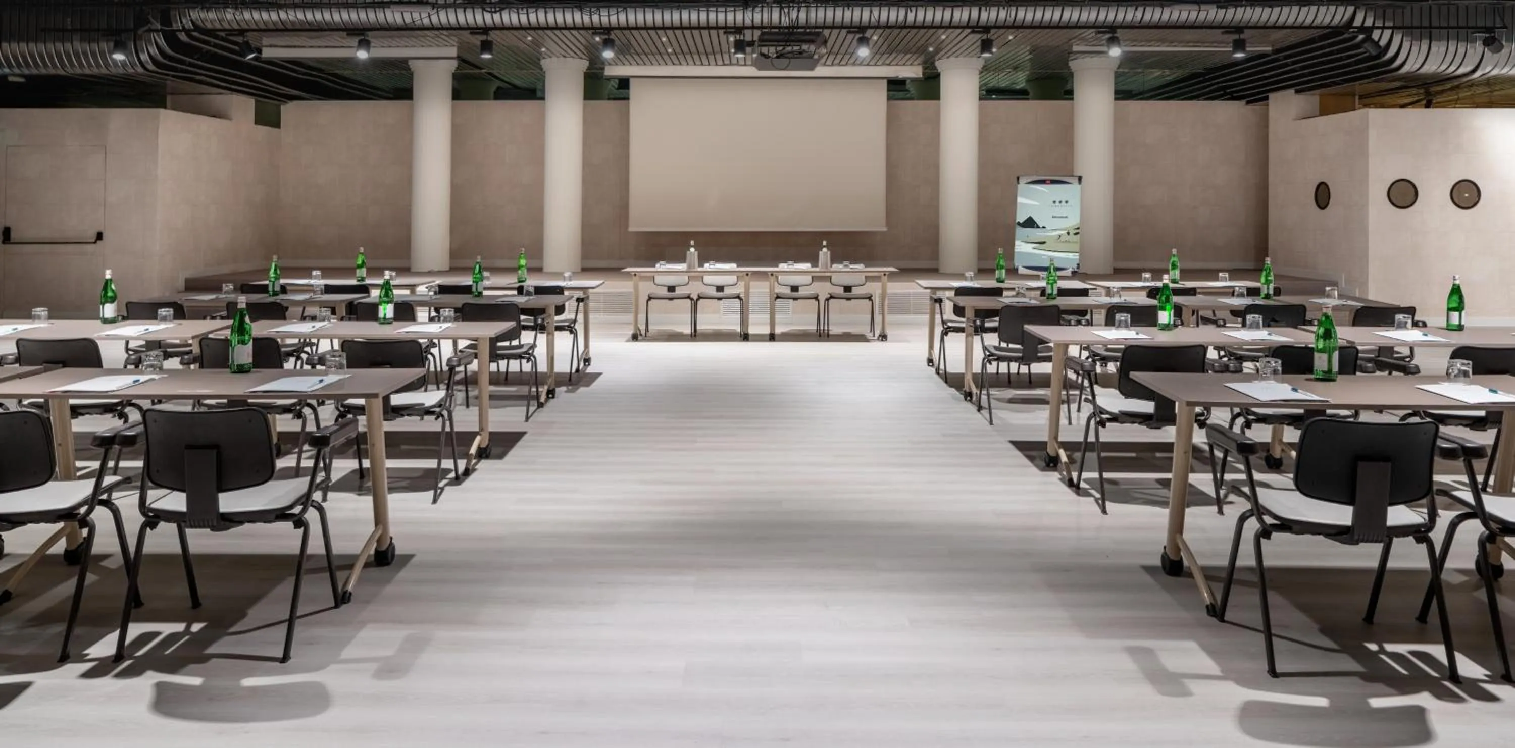 Meeting/conference room in UNA Hotels Forte Dei Marmi